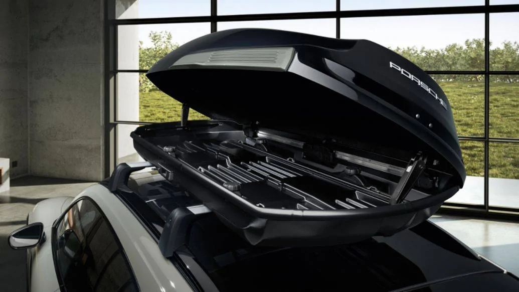 Porsche Taycan Porsche Tequipment Launches Performance Roof Box For Taycan and Taycan Cross Turismo S21_1928_fin