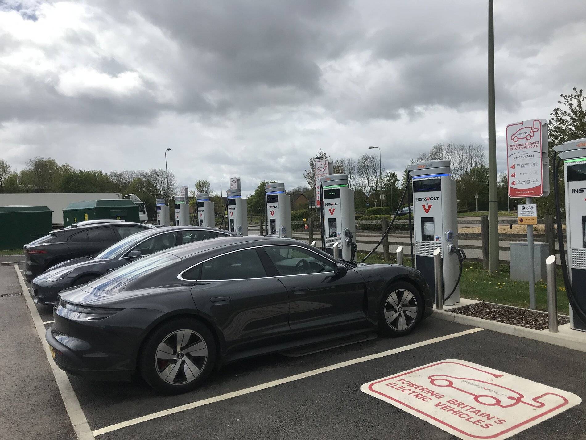 Porsche Taycan Need knowledge on charging structure please 839E0480-AE6C-4B6B-A585-6111ED25A260