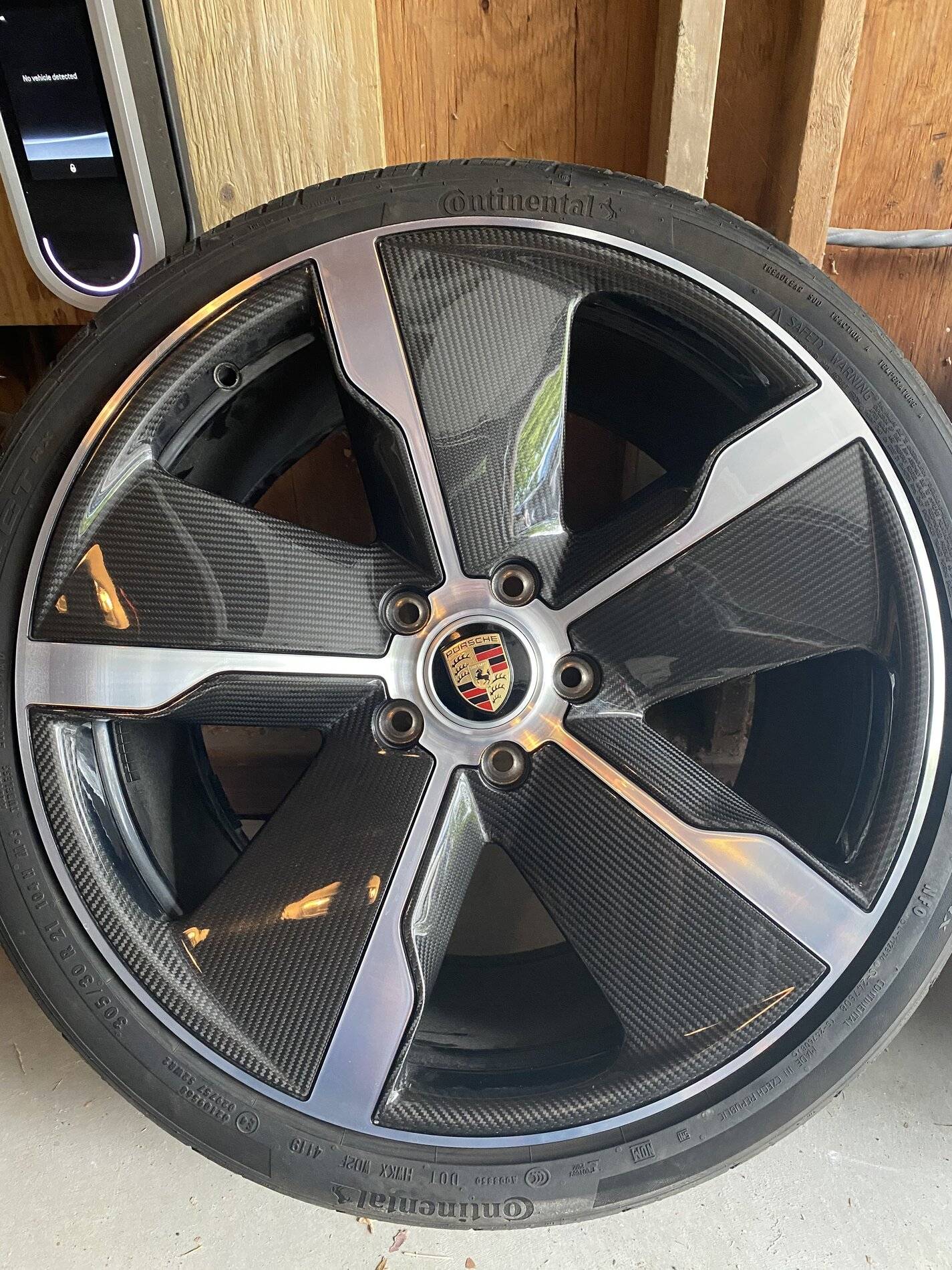 Porsche Taycan Do you suggest eBay to sell used Taycan exclusive carbon wheels? 5FB3677C-1F64-4BA3-AB56-8B14BBE5B310