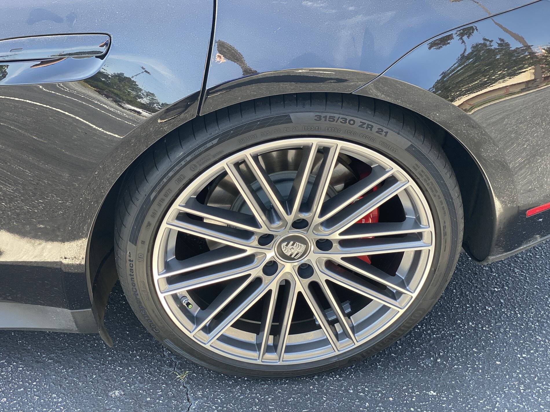 Porsche Taycan New wheels IMG_1617.JPG