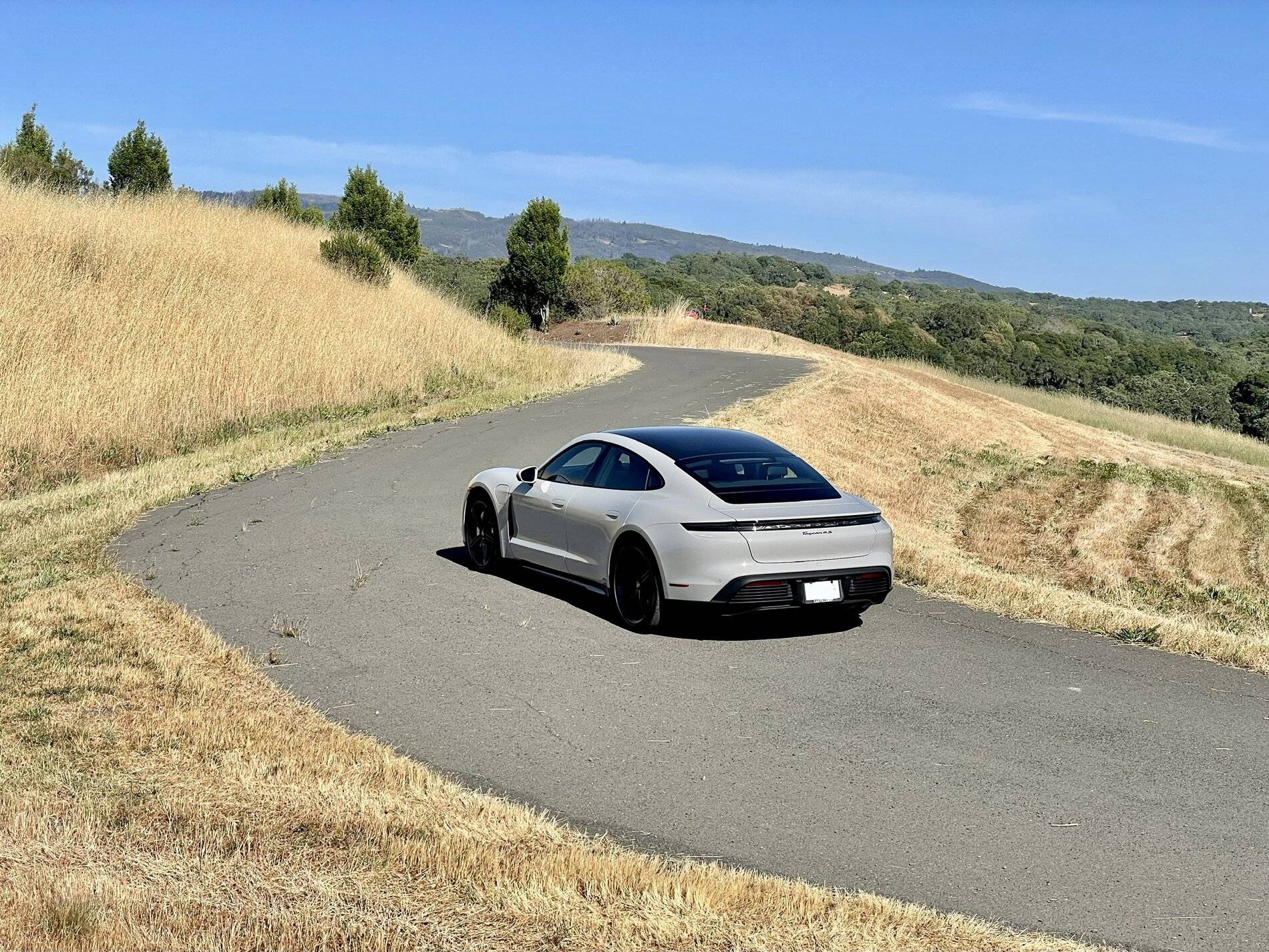 Porsche Taycan CHALK Taycan Club D3EC3B6B-EA2C-42AE-94DE-C5E65908F35B