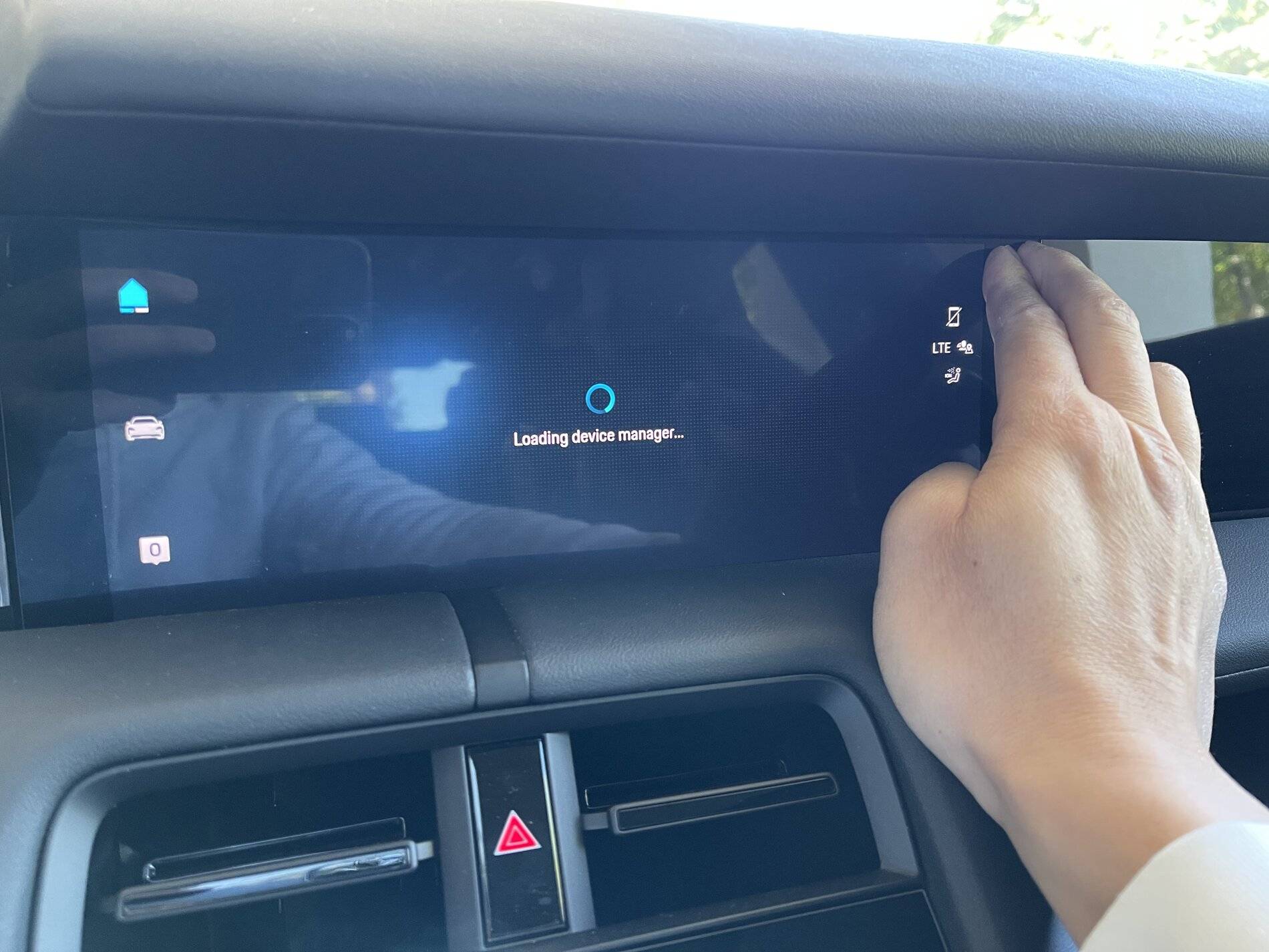 Porsche Taycan Cannot connect to phone or navigation 83A06FC6-CCF4-432D-871E-32B00E77010C