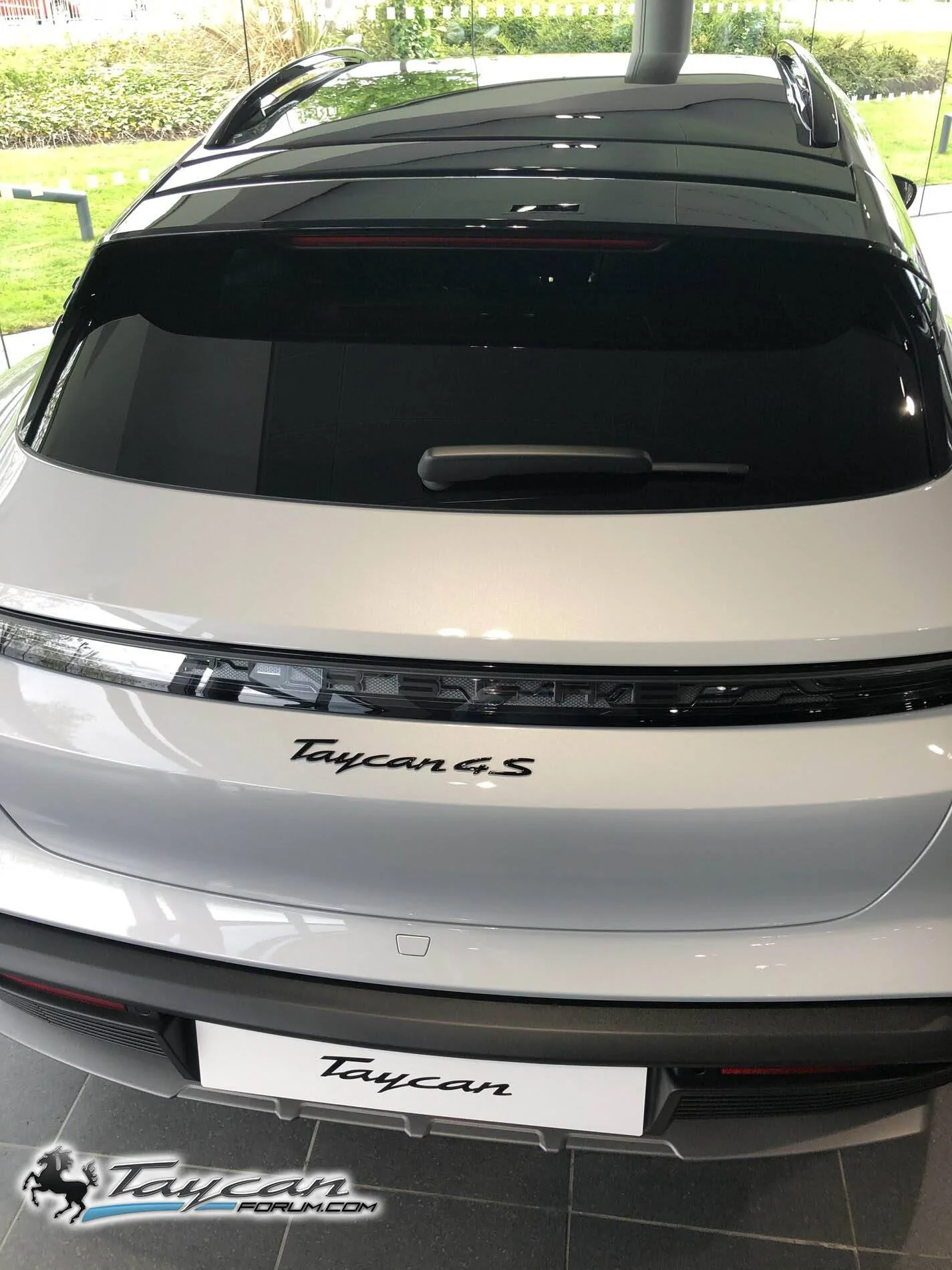 Porsche Taycan In the flesh at dealership: Ice Grey Cross Turismo with Off Road Package, 21" Wheels 2022 Taycan Cross Turismo Ice Gray Off Road Package 21 inch wheels 9