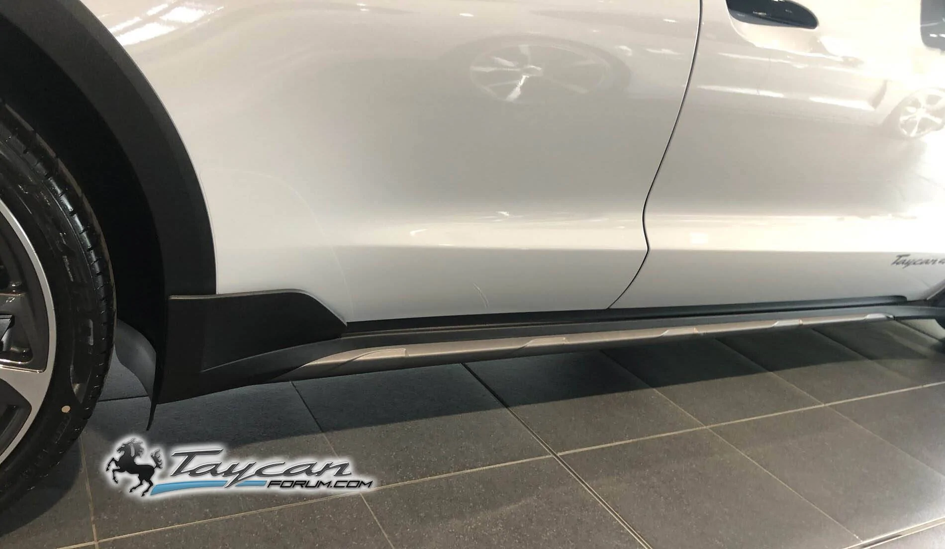 Porsche Taycan In the flesh at dealership: Ice Grey Cross Turismo with Off Road Package, 21" Wheels 2022 Taycan Cross Turismo Ice Gray Off Road Package 21 inch wheels 8