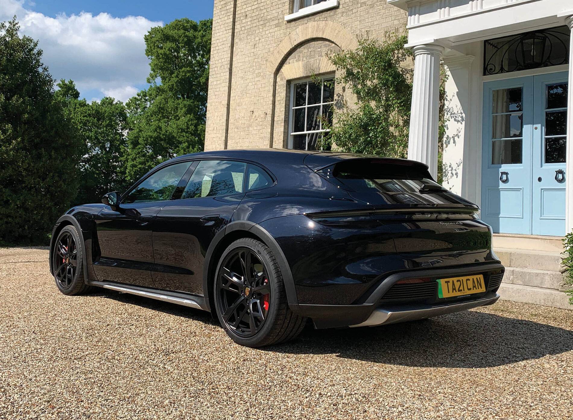 Porsche Taycan Picked Up my Cross Turismo 4S tay_2767