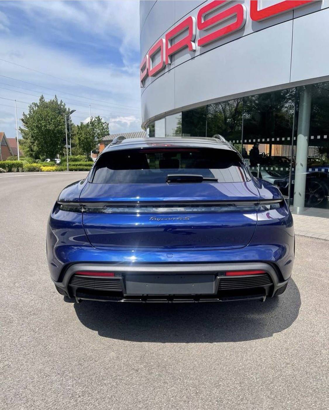 Porsche Taycan Gentian Blue CT4S @ Tewkesbury 60FBE340-B12D-4F16-A4C1-4770EAA07BEB