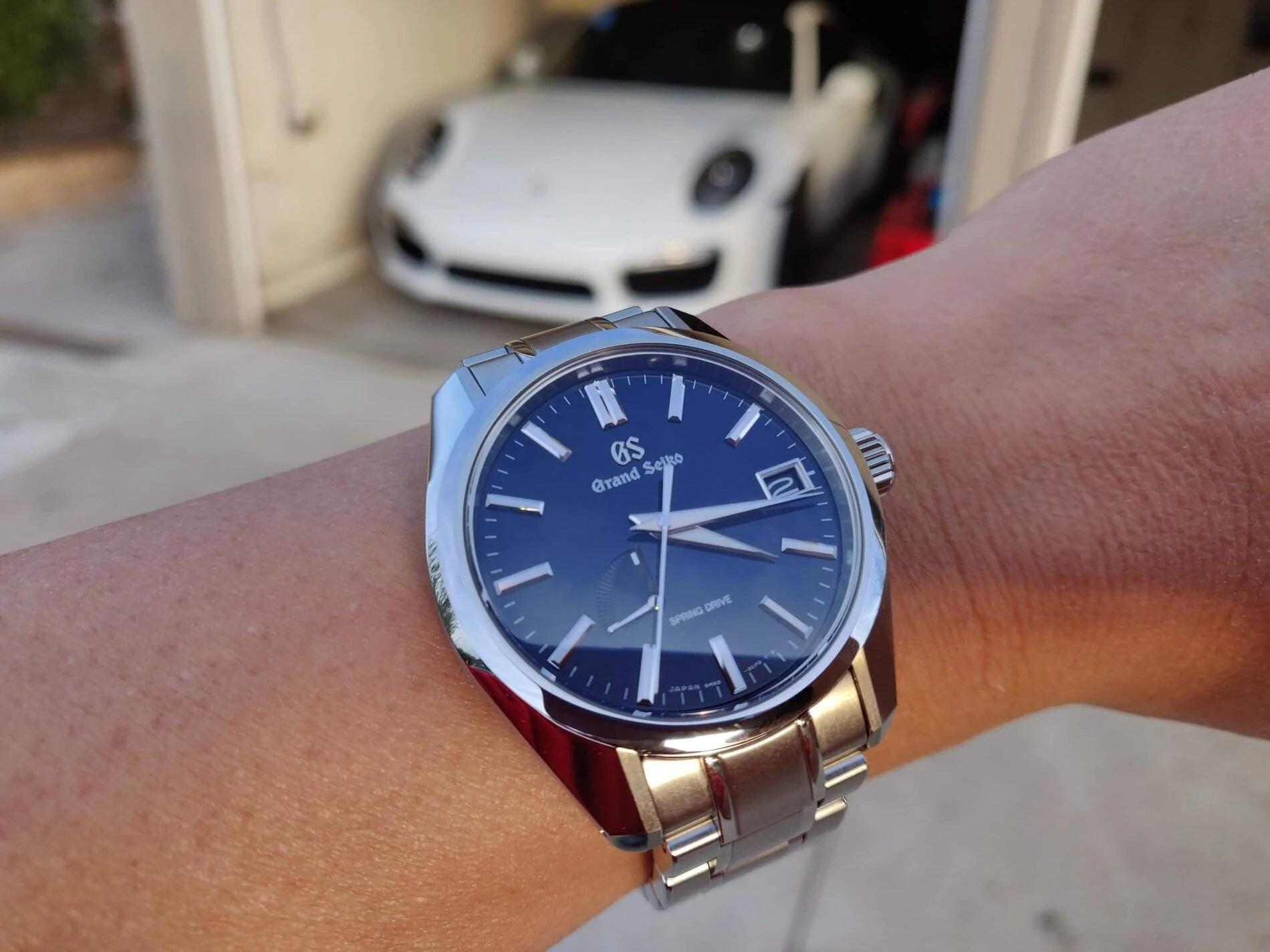 Porsche Taycan Watch collectors - let's talk watches here! received_1005213296669456