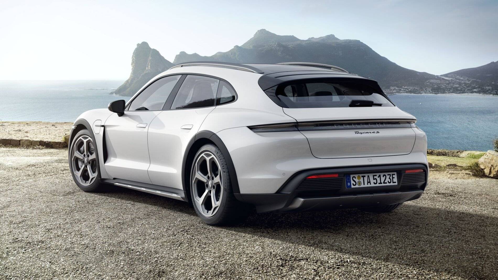 Porsche Taycan Offroad design wheel (aka Urus style) 2