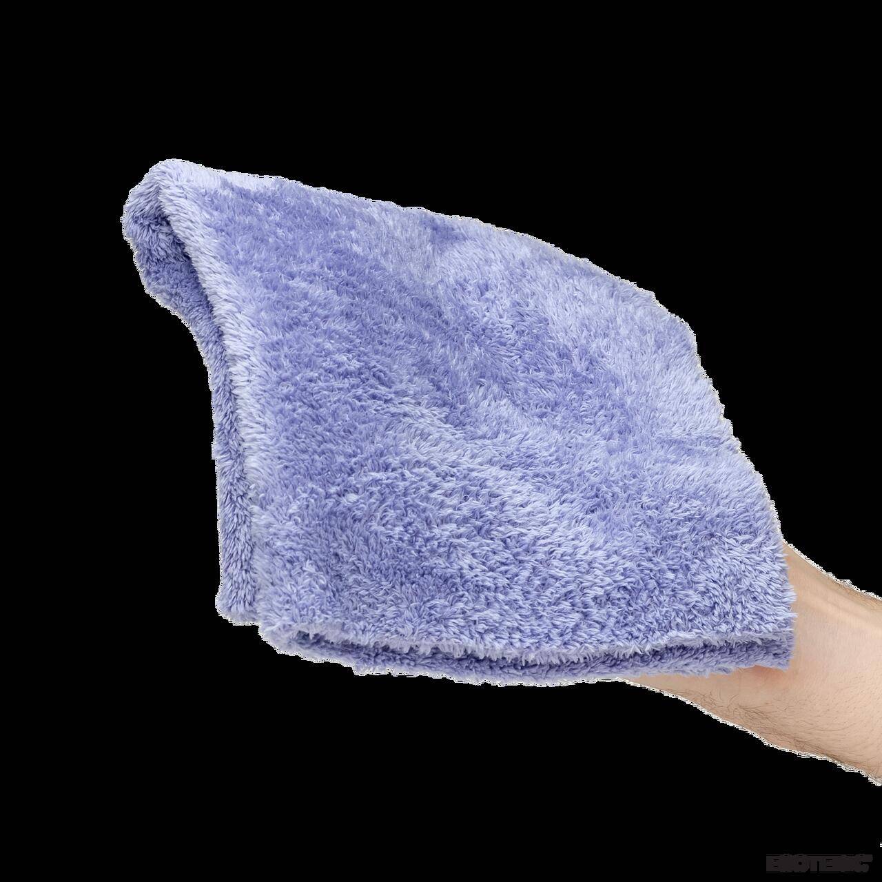 Porsche Taycan Cleaning the screens The-Rag-Company-EAGLE-EDGELESS-350-Microfiber-Towel__61930.1623436600