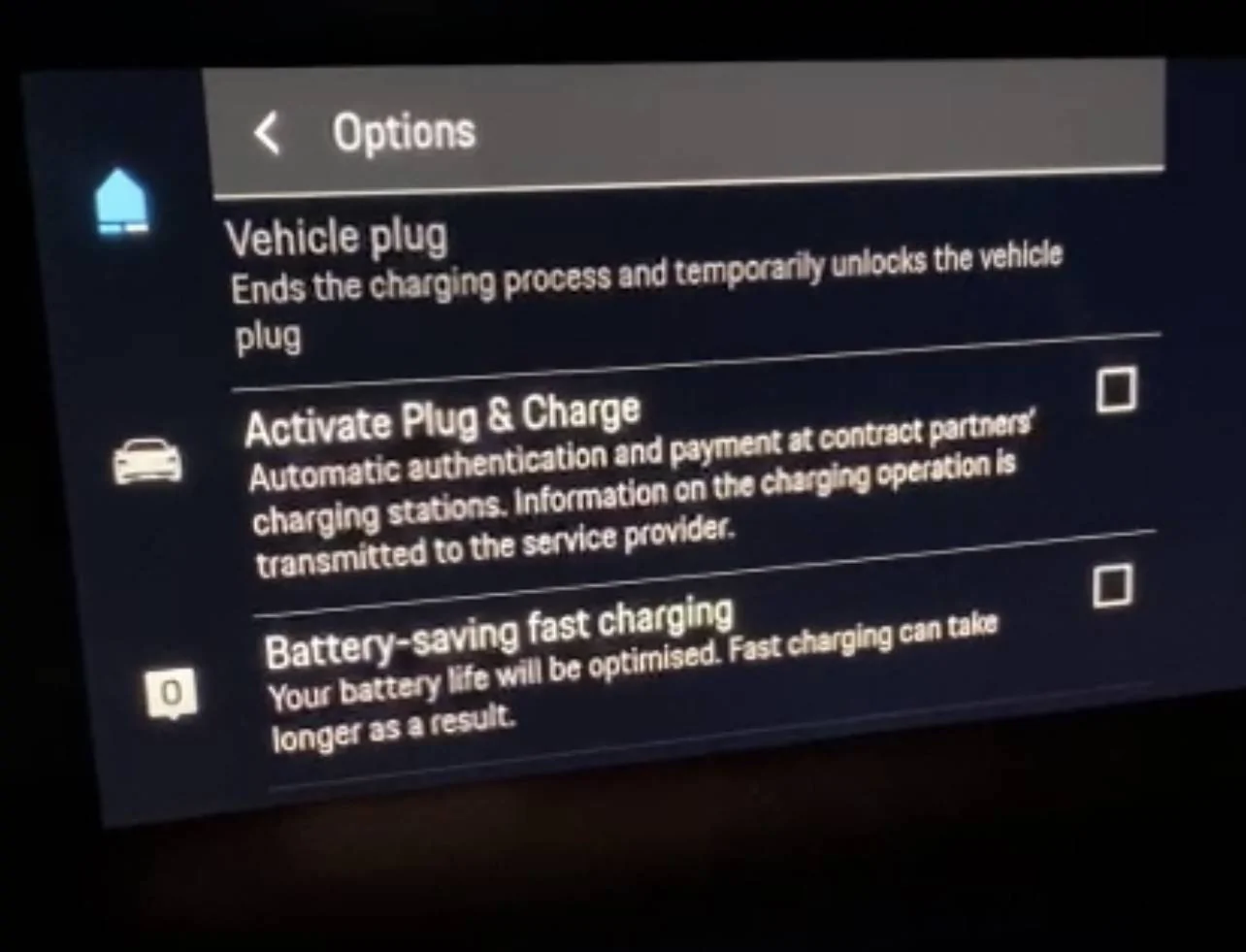 Porsche Taycan Different charging options menu in 2 different cars E742D006-1F5E-4E30-B158-C5D8DA2EB93C