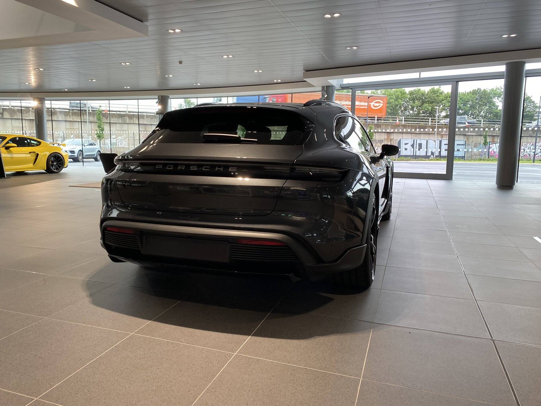 Porsche Taycan No Deliveries? Some pics instead 63EC5BB8-522D-4E2E-AAA1-BF7638F211BB