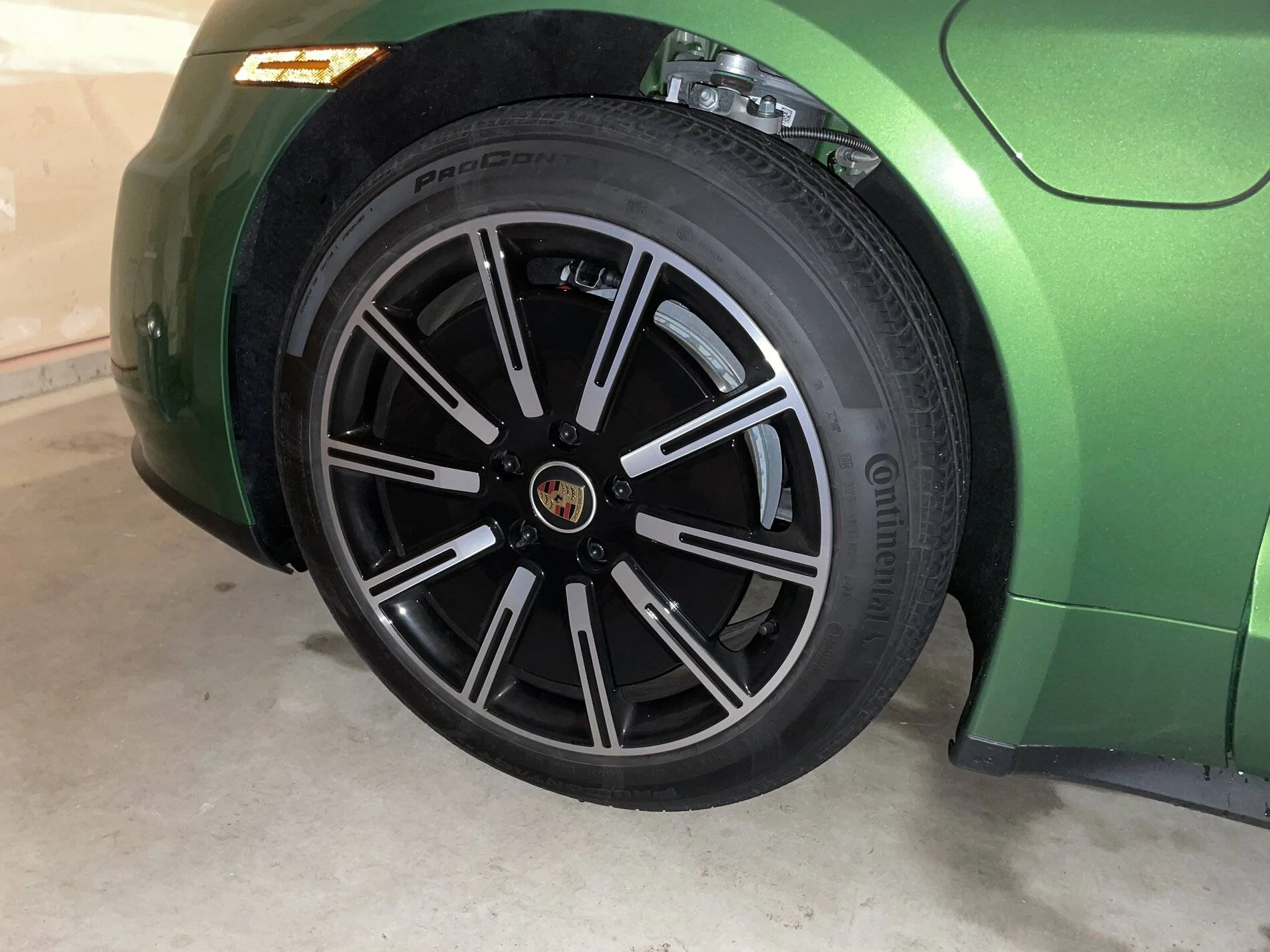 Porsche Taycan My Taycan 4S Spec E9405C95-F7D4-485D-B547-2A420DEFCCAD