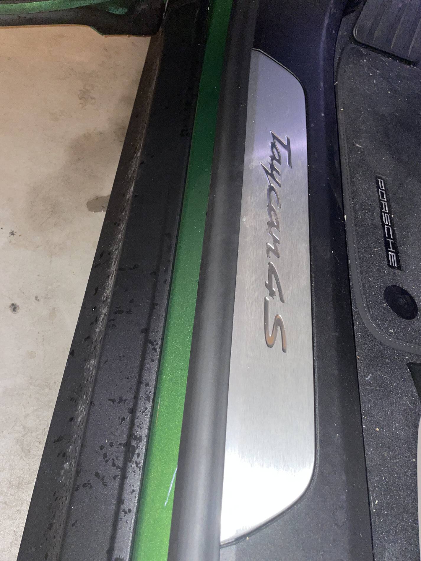 Porsche Taycan My Taycan 4S Spec 7321972F-EC06-4F34-8E8A-510247F52B43