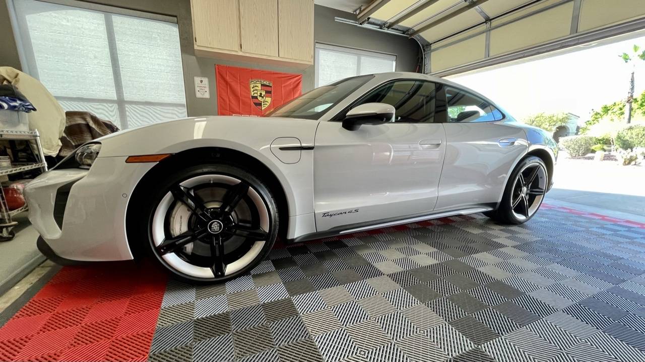 Porsche Taycan Members Say Hello Here! 5CC22045-AEFA-4AEC-86D3-42B79D63E346
