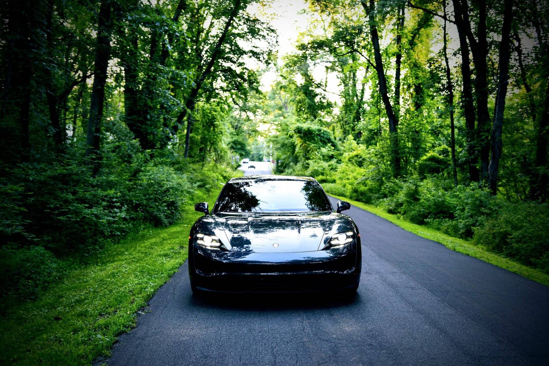 Porsche Taycan Taycan 4S detailing and coat DSC_0981.JPG