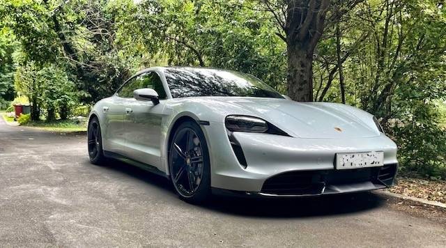 Porsche Taycan ICE GREY Taycan Club TAY1