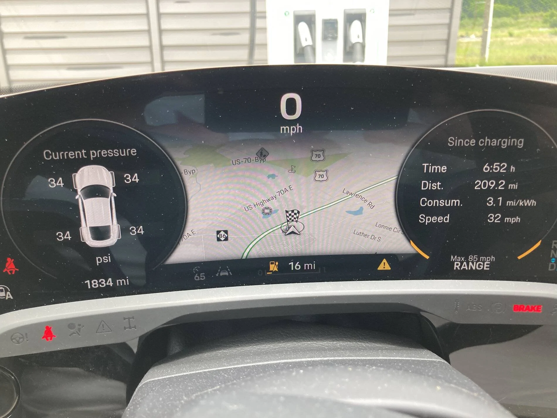 Porsche Taycan Maximum charging speed 3E24F09A-58E4-4B86-BF14-7ED06FA326AD