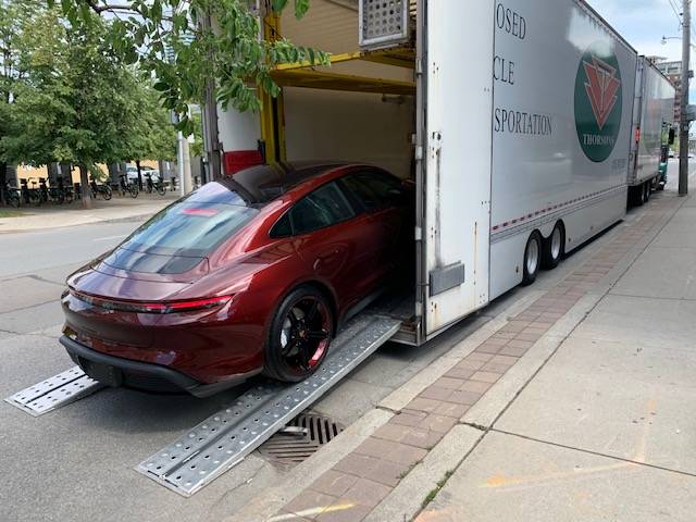 Porsche Taycan Members Say Hello Here! TAYCAN rob loading 2