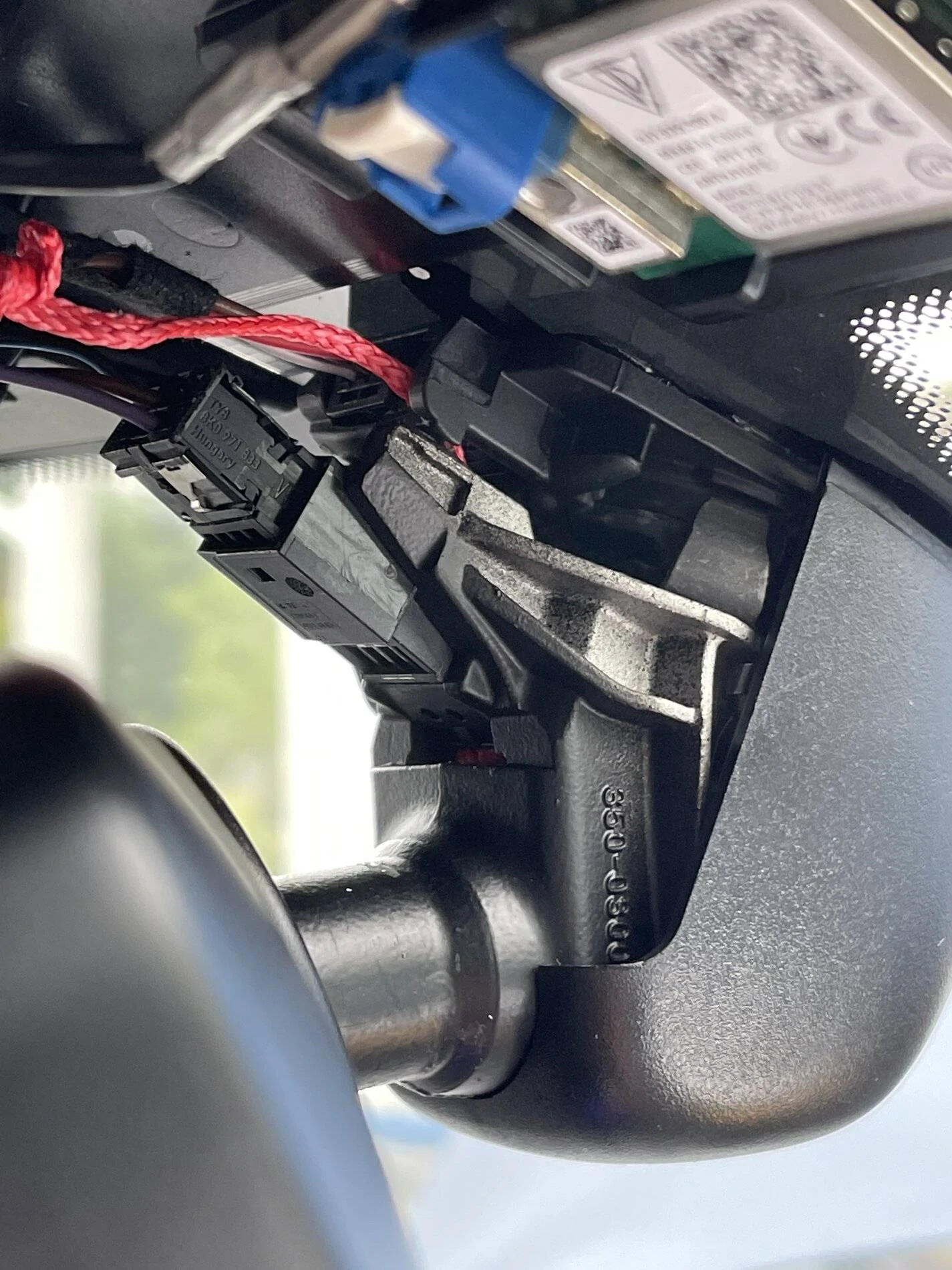 Porsche Taycan MirrorTap / Blendmount install for Uniden R7, with pics! mirror_harness