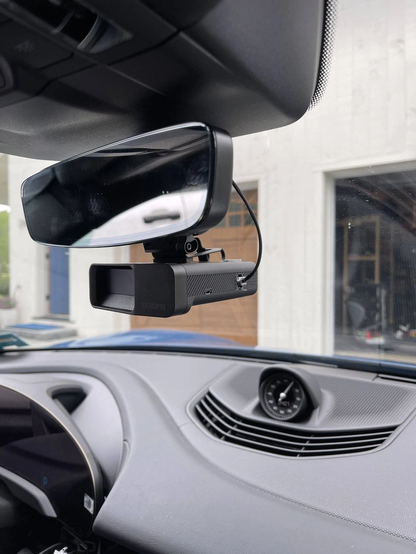 Porsche Taycan MirrorTap / Blendmount install for Uniden R7, with pics! IMG_1685