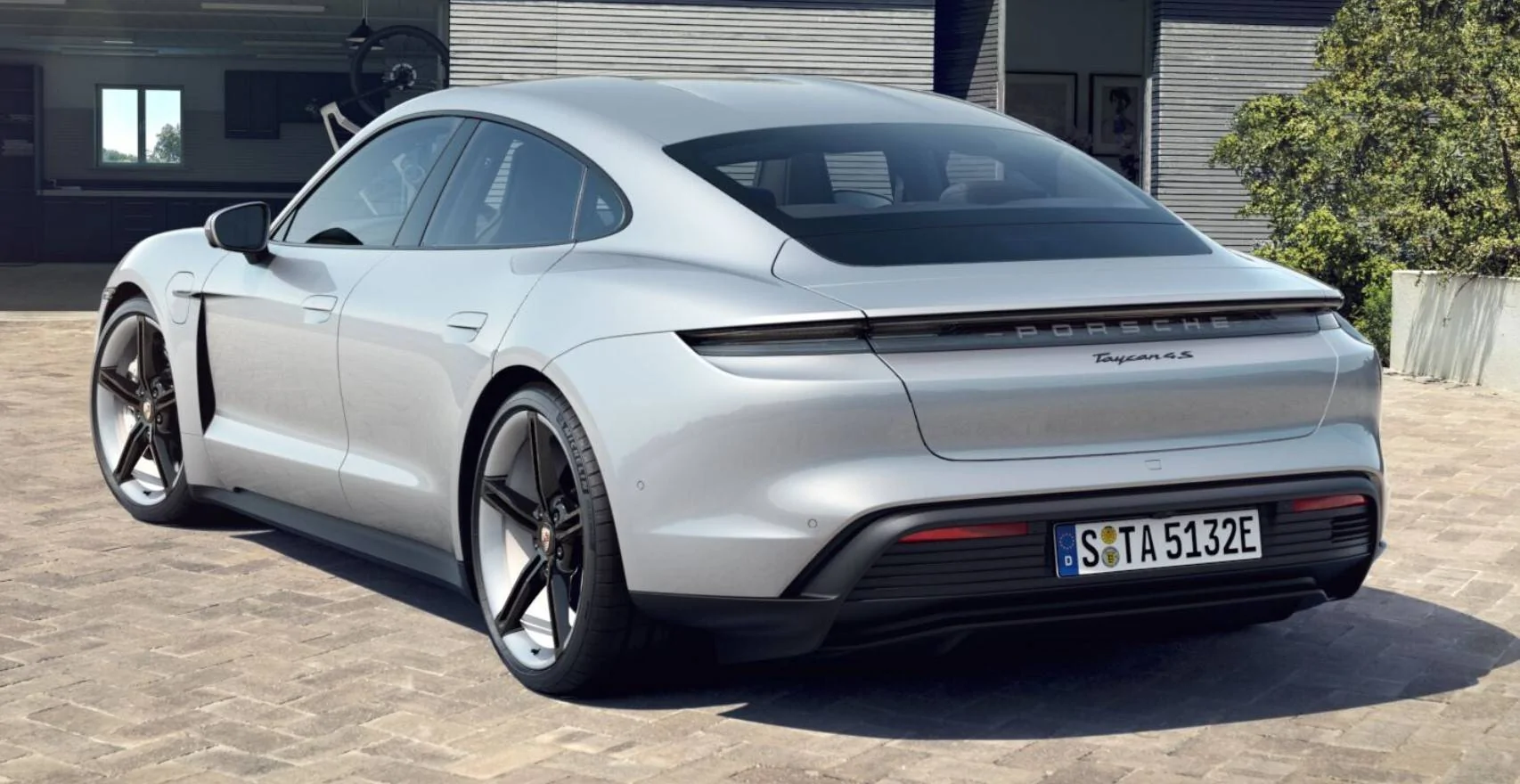 Porsche Taycan ICE GREY Taycan Club badg