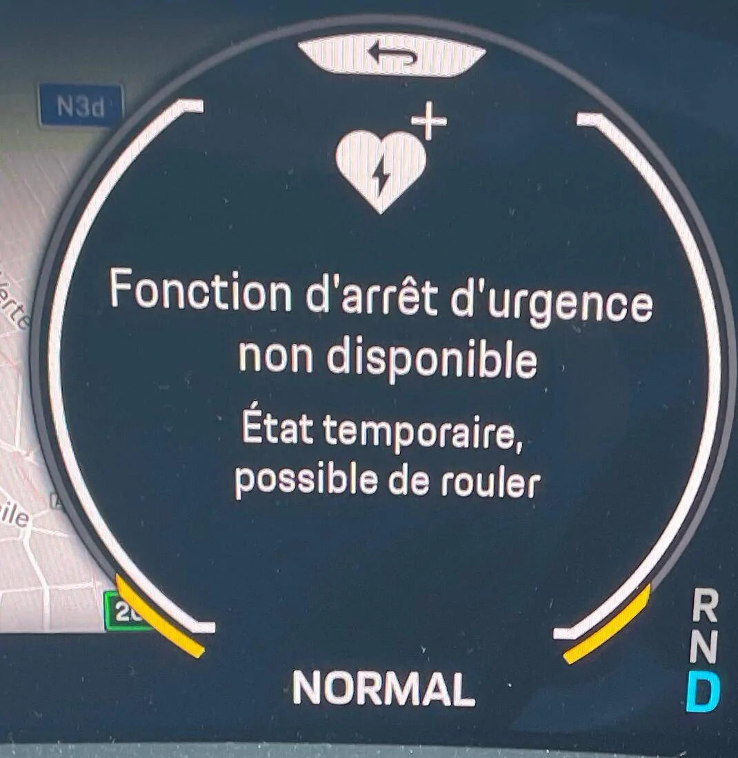 Porsche Taycan Lane keep assist stopped working 1625725586138