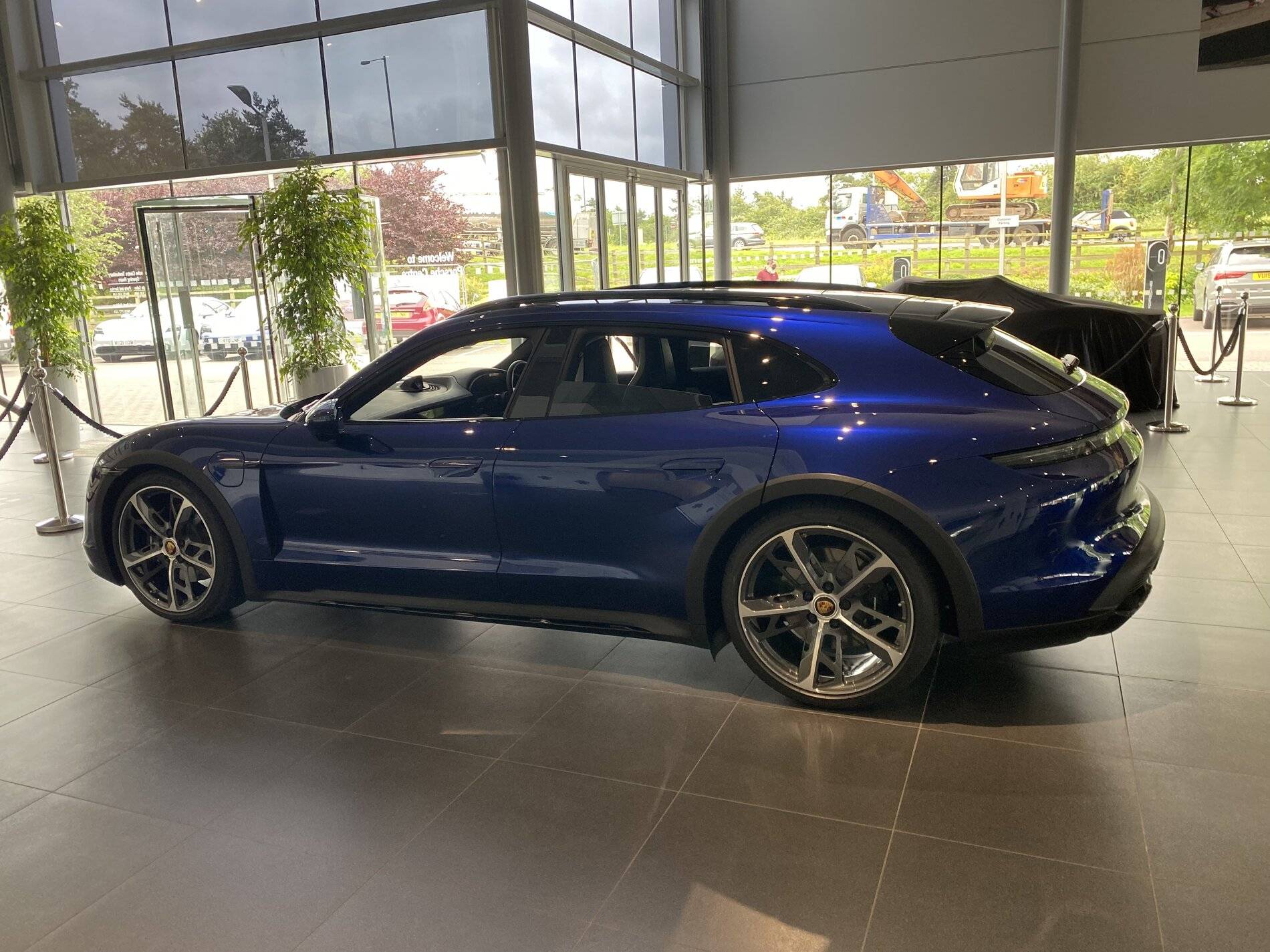 Porsche Taycan Gentian Blue CT4S @ Tewkesbury F296556C-308F-4CA1-9D98-C8C6729D39DB