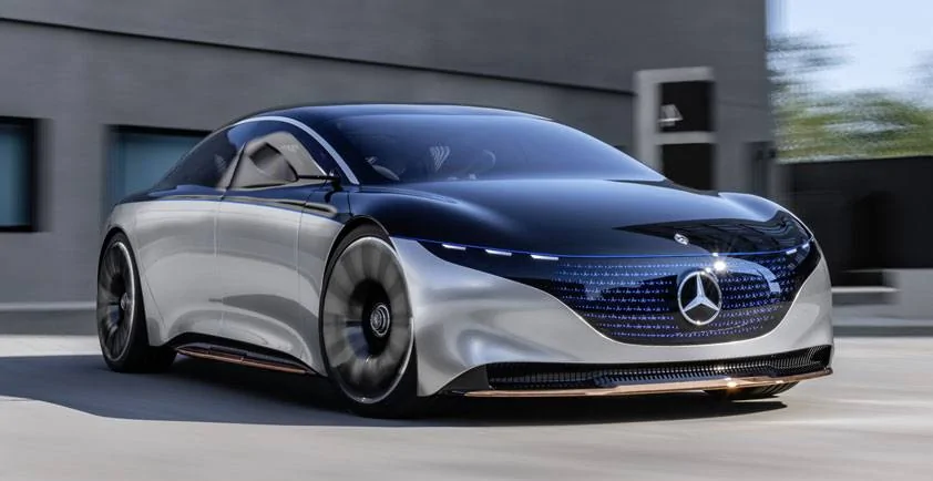 Mercedes-Benz_Vision_V4_EQS_Mobile.jpg