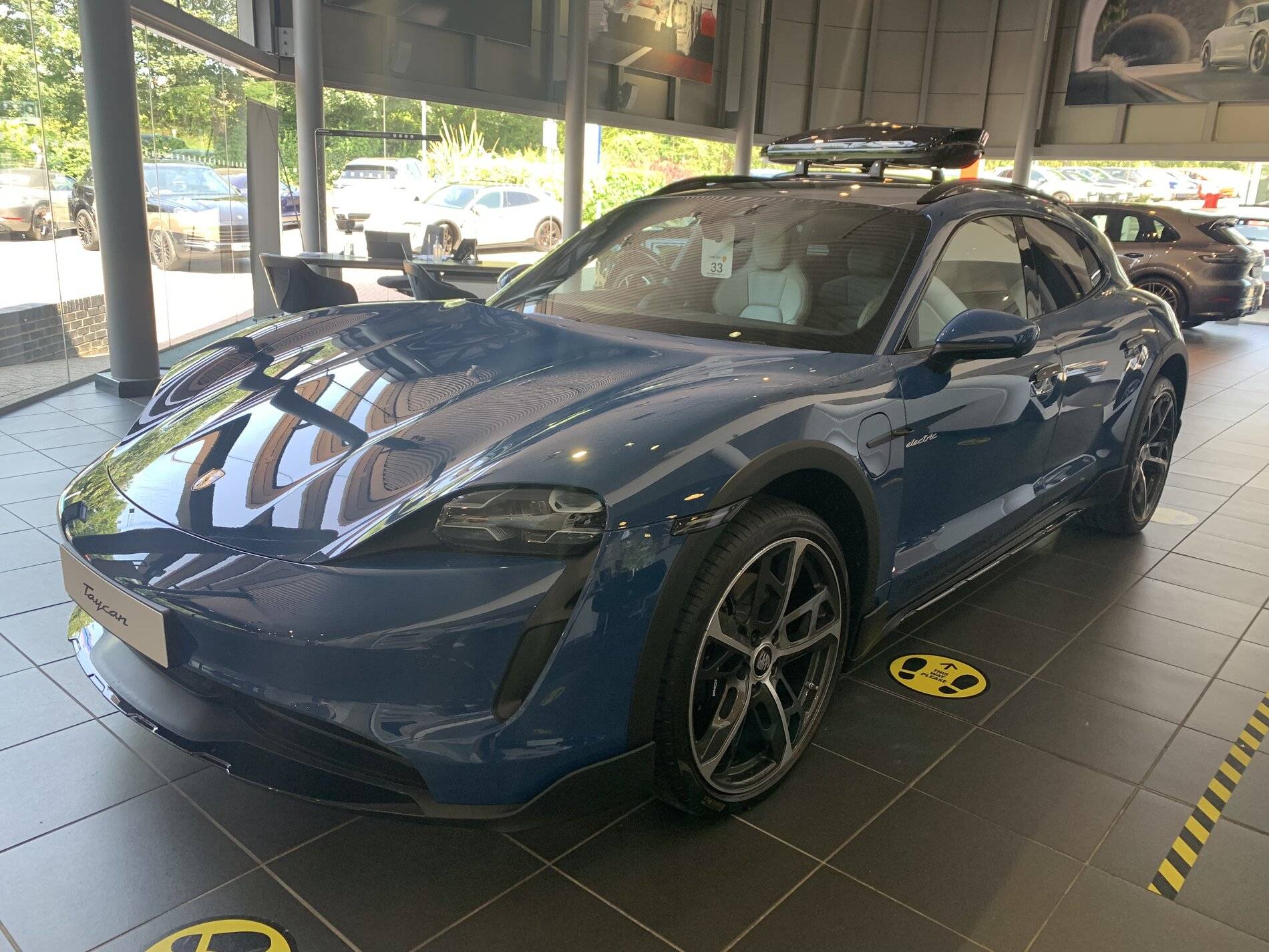 Porsche Taycan No Deliveries? Some pics instead 160AD1B8-671B-4277-9850-5FC935FEC05E