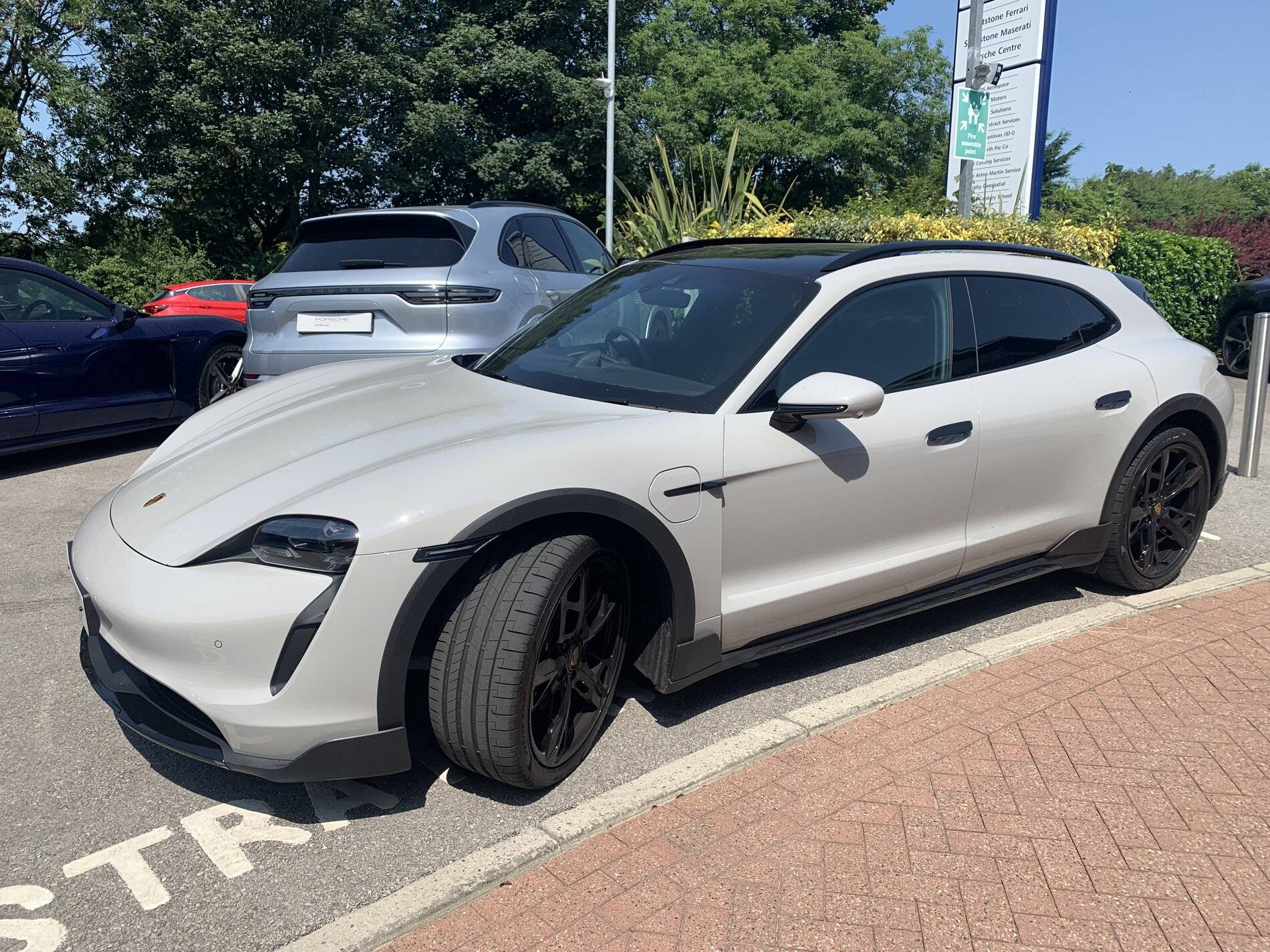 Porsche Taycan No Deliveries? Some pics instead 1F7BAB56-093F-4F18-A2CA-D5345694A8DF