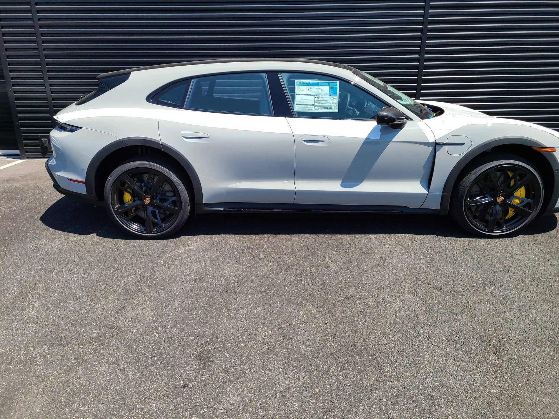 Porsche Taycan No Deliveries? Some pics instead 20210724_143629