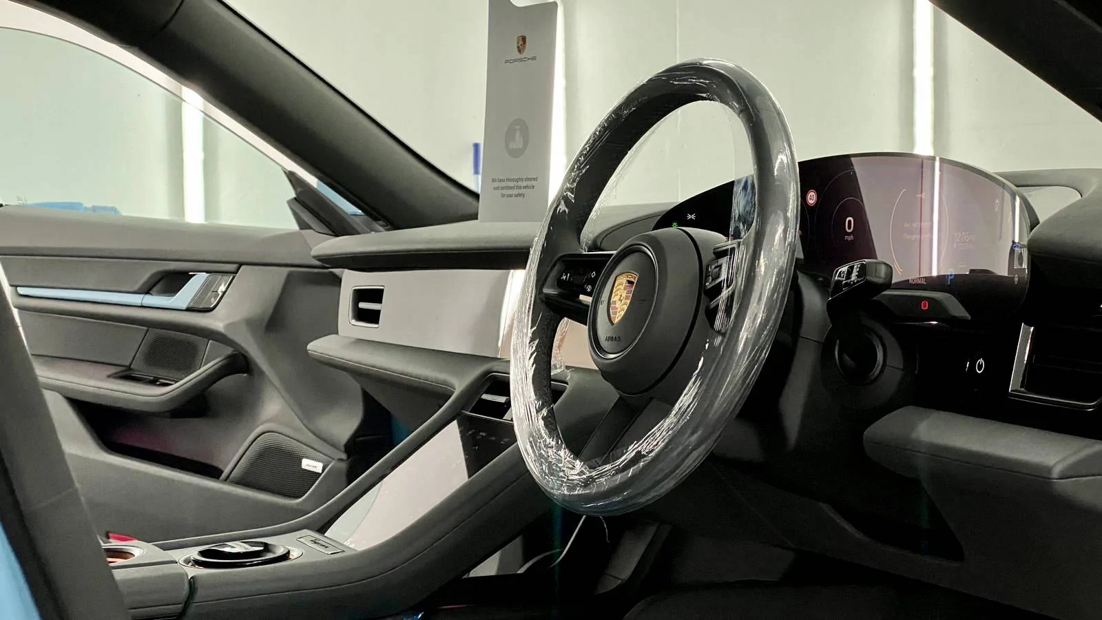 Porsche Taycan CT4S in Frozen Blue with Bordeaux Red Leather??? Is this too bright/am I too old!!! 54E8C18E-DE77-46F2-99C5-74DCE419F7A6