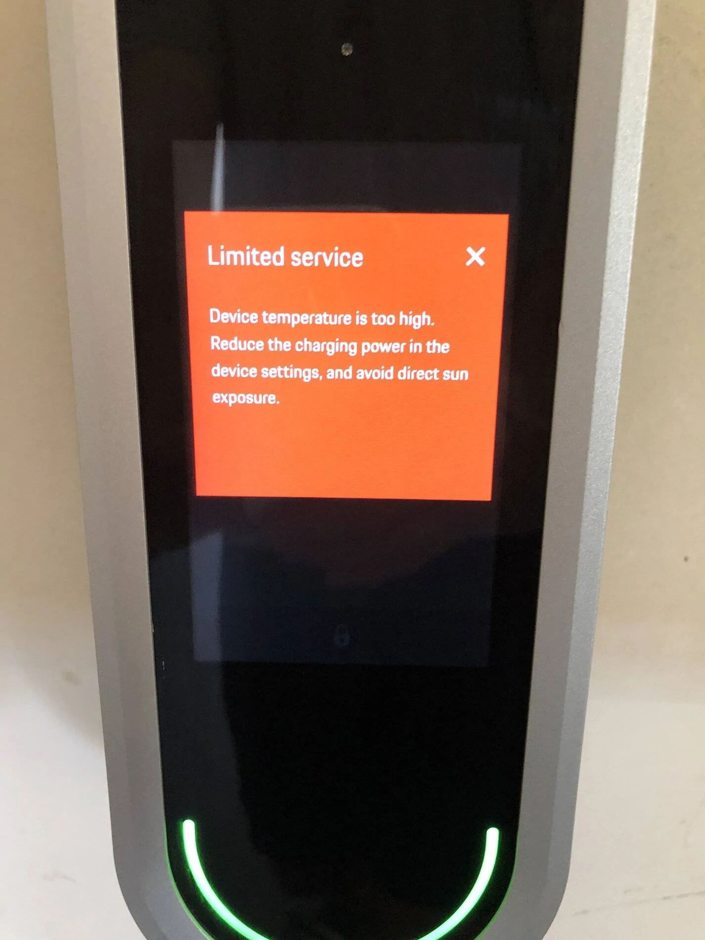 Porsche Taycan Mobile Charger Connect overheating 38264A18-F2E7-4181-837D-5A7E0382E5E1