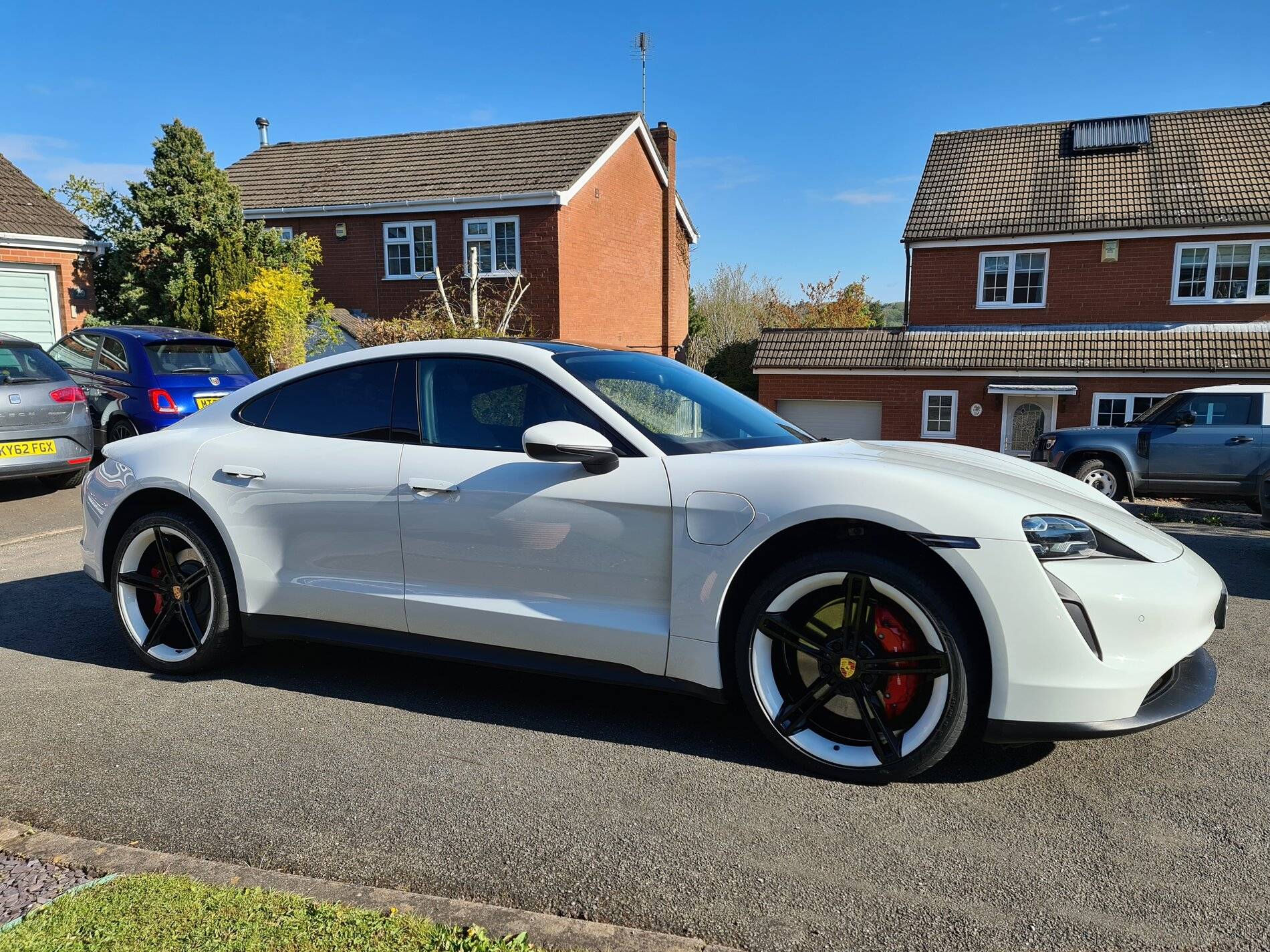 Porsche Taycan White Colour Range Comparison 20210502_090708
