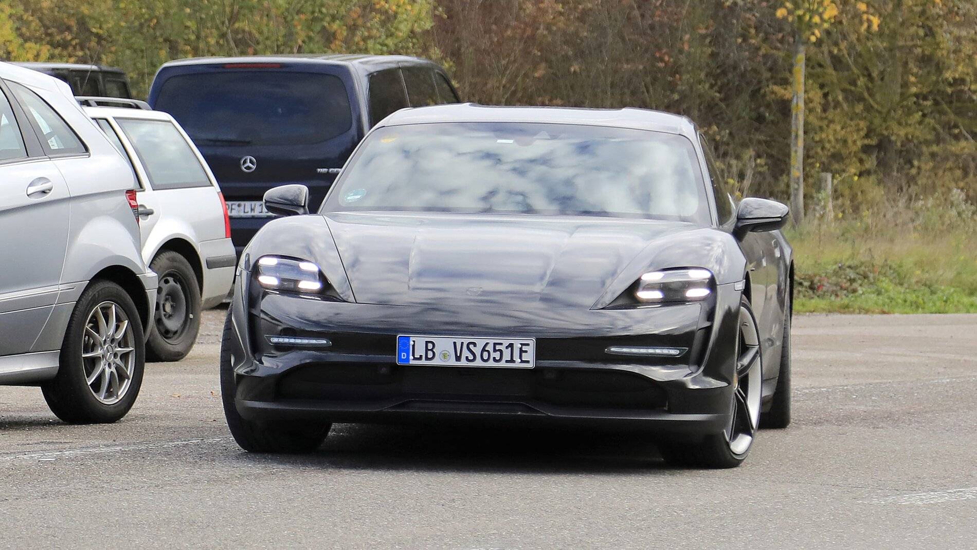 Porsche Taycan The Case For The GTS Porsche Taycan Sport Turismo spied 2-2