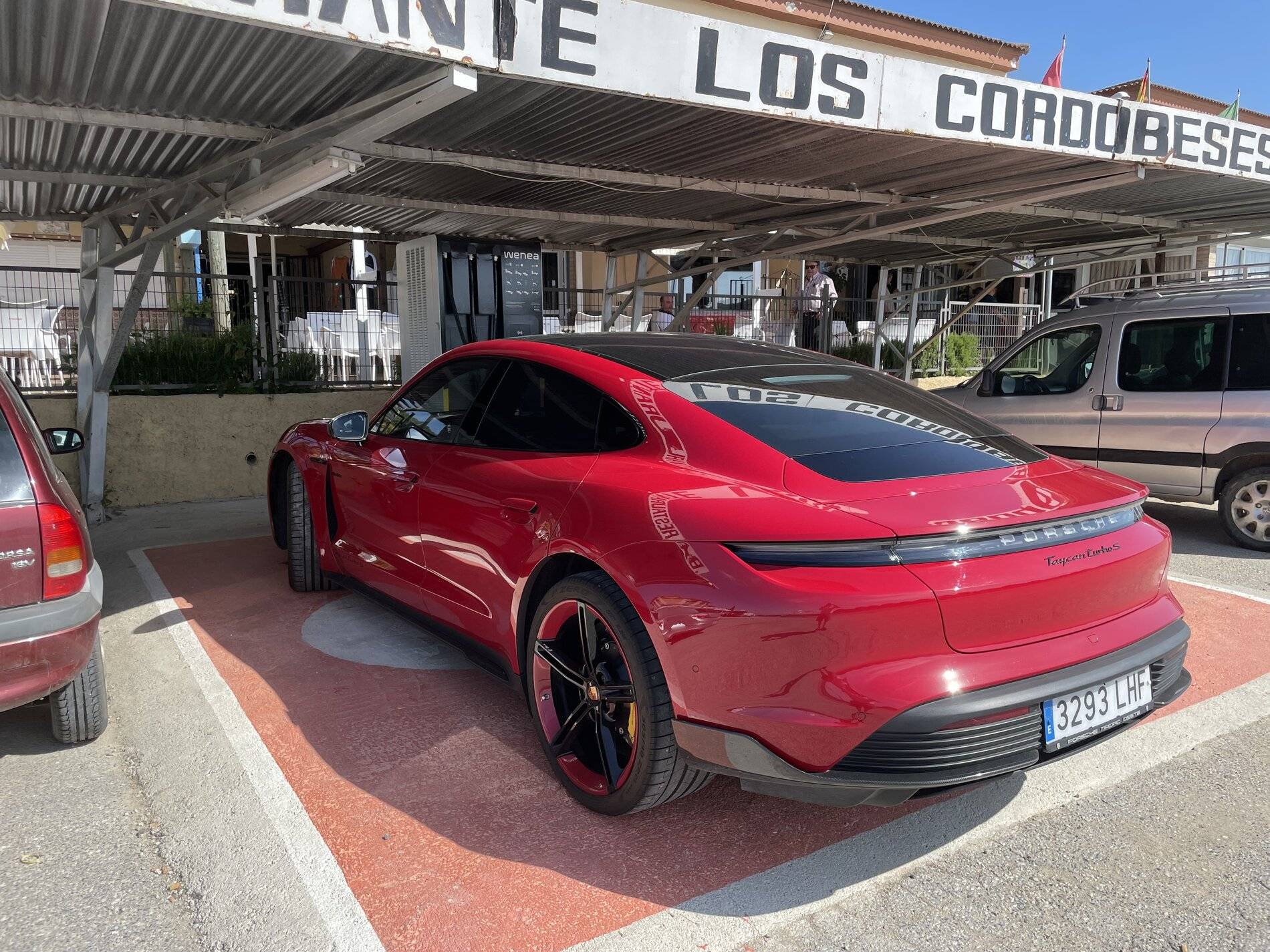 Porsche Taycan Reduced charging power in charging system alert 613ECB21-7D62-4350-997E-BD8A7A044664