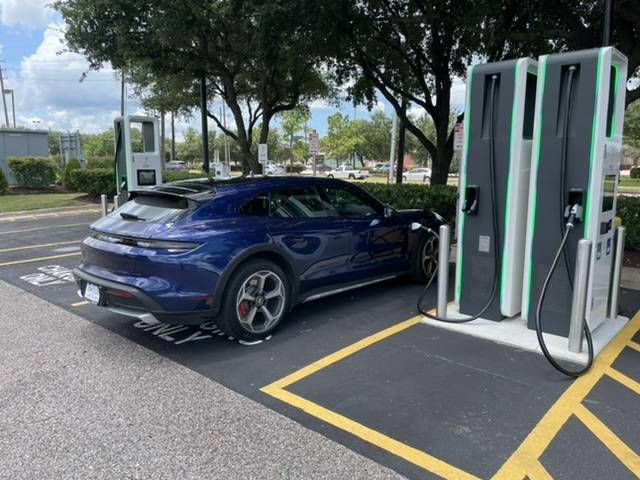 Porsche Taycan 400v charging upgrade - now a must have with Tesla network in NA? B438015B-A0A3-40BD-A171-48B2A288DCE4