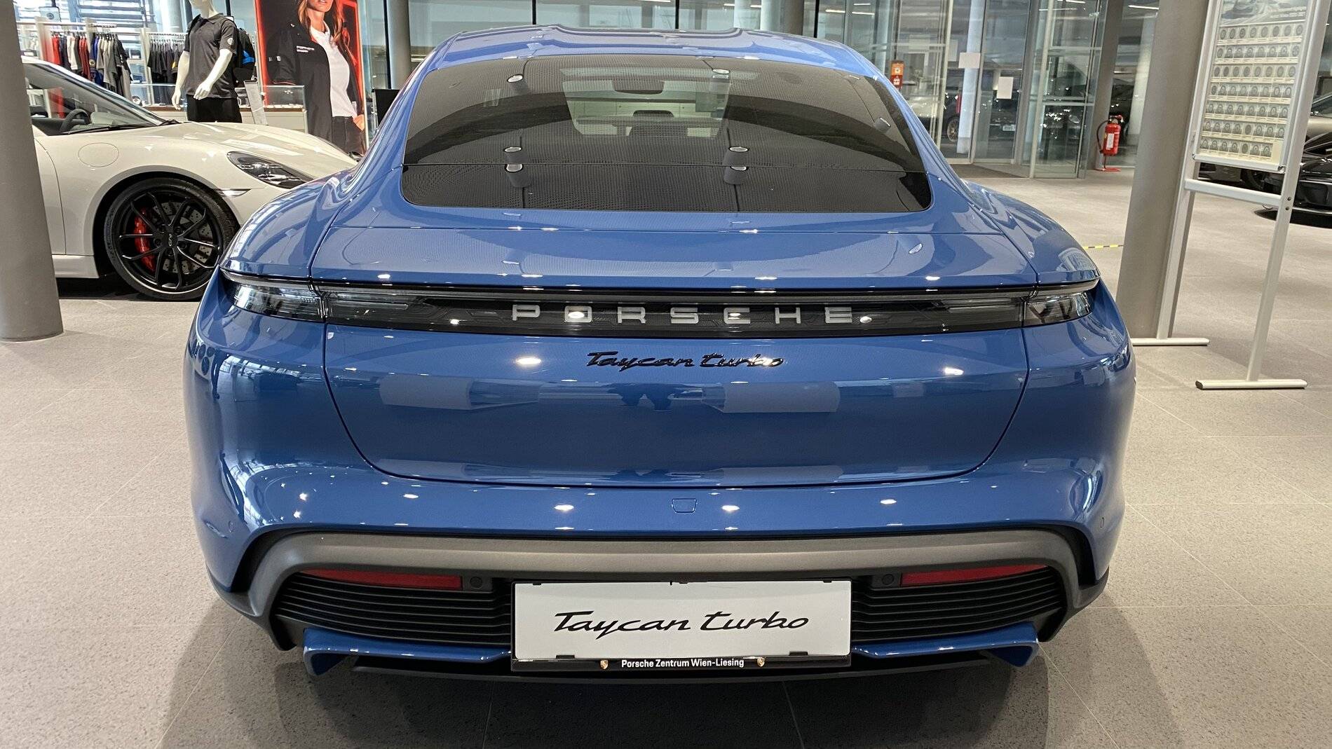 Porsche Taycan NEPTUNE BLUE Taycan Club tempImageAZl0eE