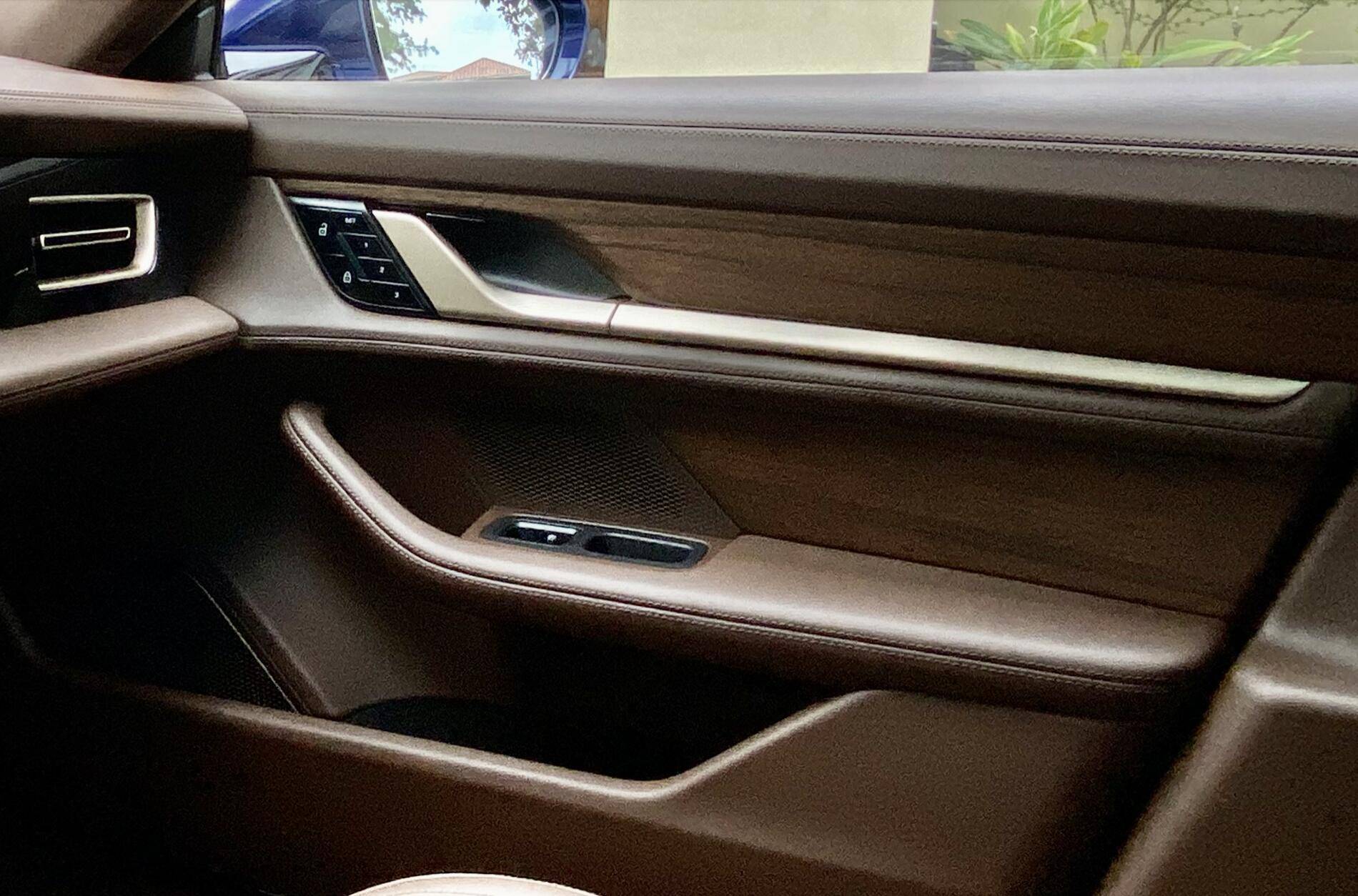 Porsche Taycan Anyone option the wood trim and thoughts on it? 2
