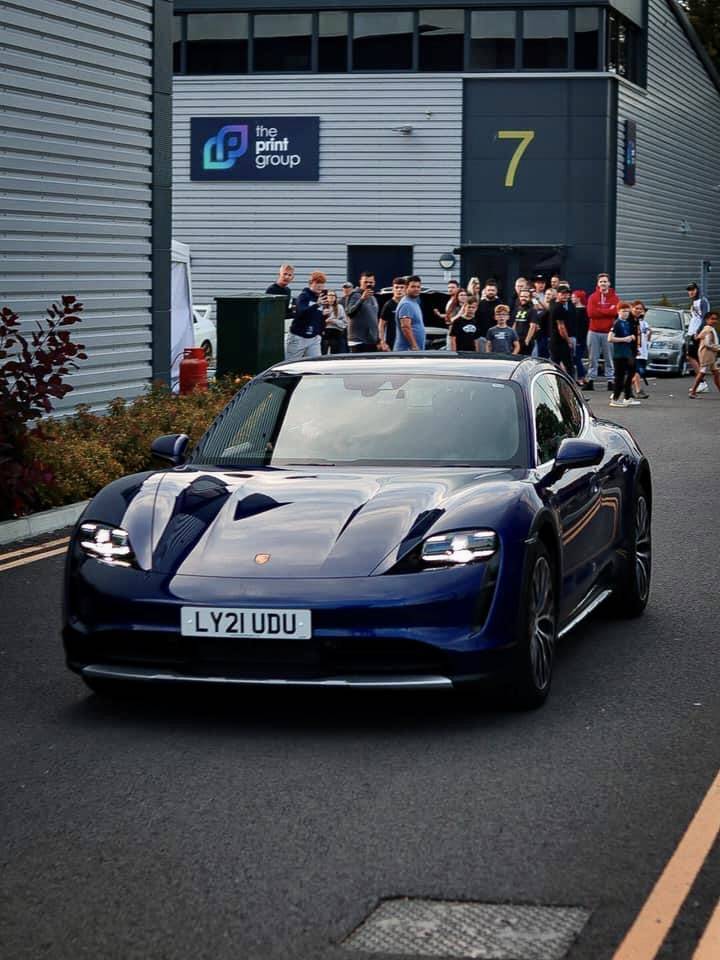 Porsche Taycan IT'S ARRIVED TASTER 873ED849-8B26-4B0D-9C96-2799FD7D15D9