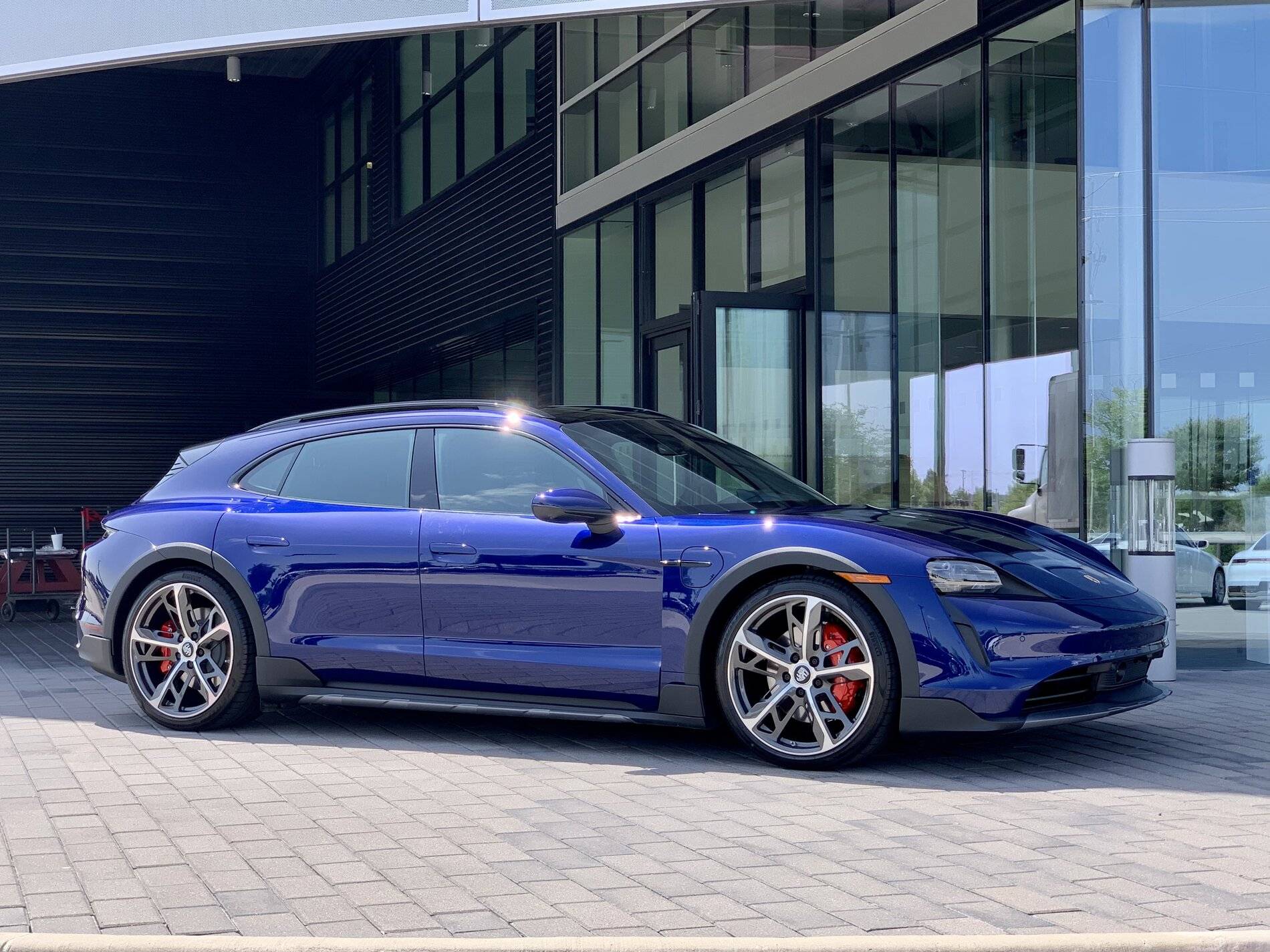 Porsche Taycan Intro and Ordered my Taycan Cross Turismo 4 7DFDA16A-02C4-49CE-B572-32A5AB7111D5