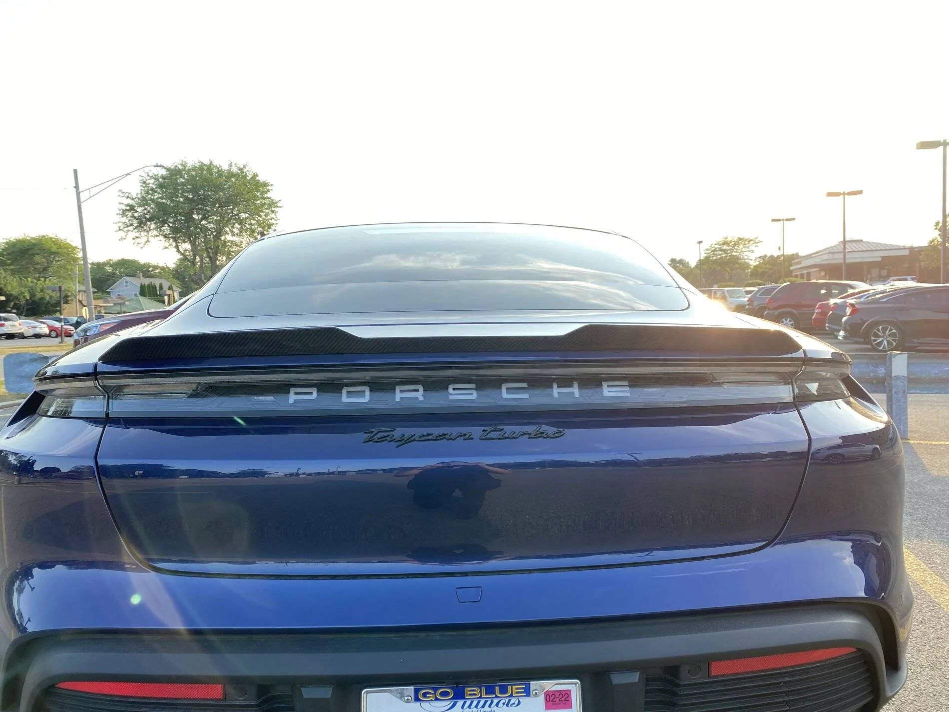 Porsche Taycan Aftermarket rear spoiler 057DC416-5318-4C0F-ADD2-806A2CF64FE5