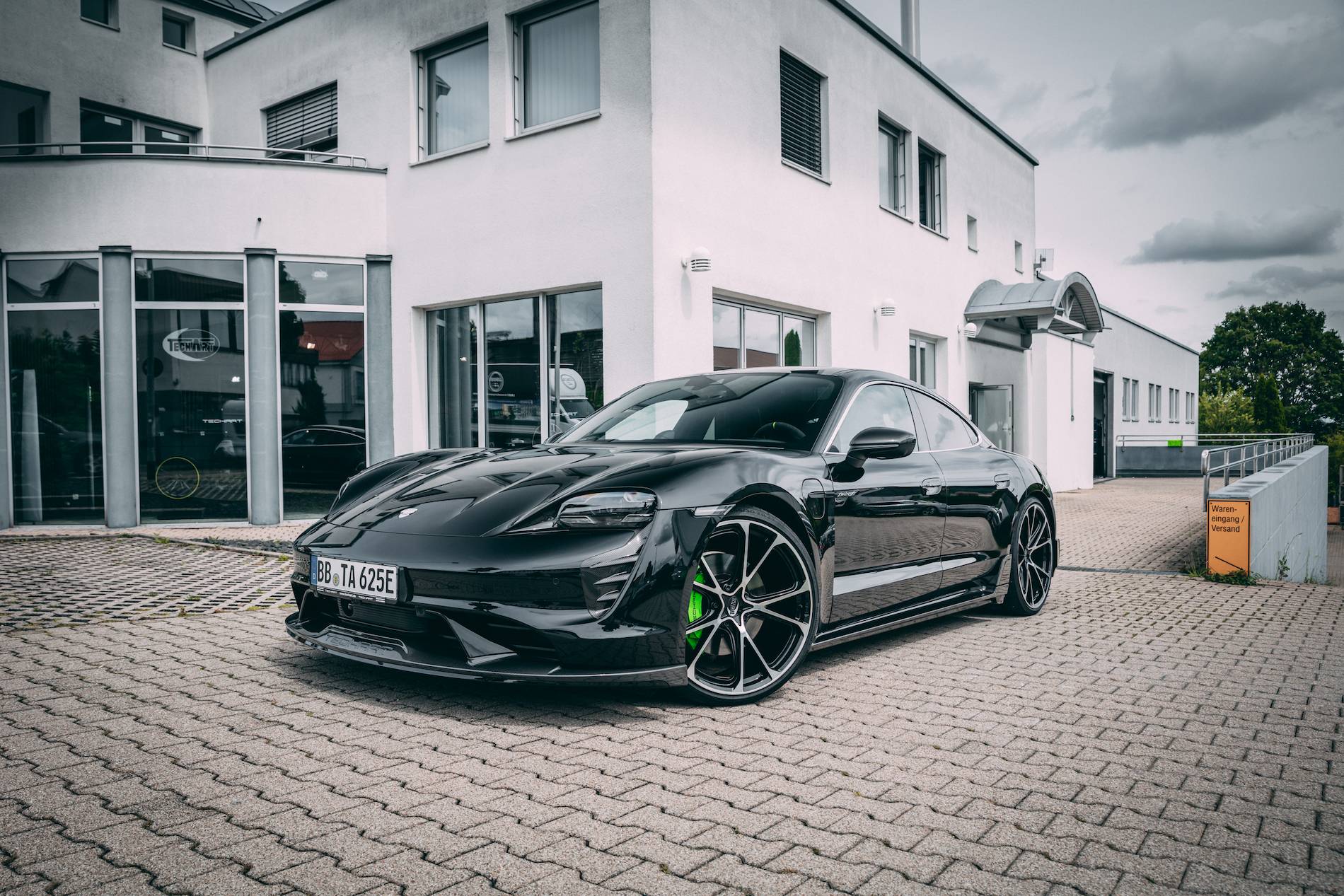 Porsche Taycan TECHART Porsche Taycan Carbon Aerokit Released TECHART_Aerokit_07.JPG