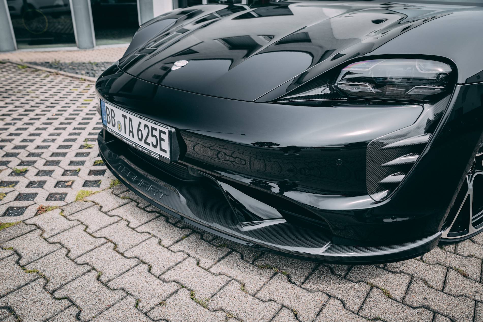 Porsche Taycan TECHART Porsche Taycan Carbon Aerokit Released TECHART_Aerokit_10.JPG