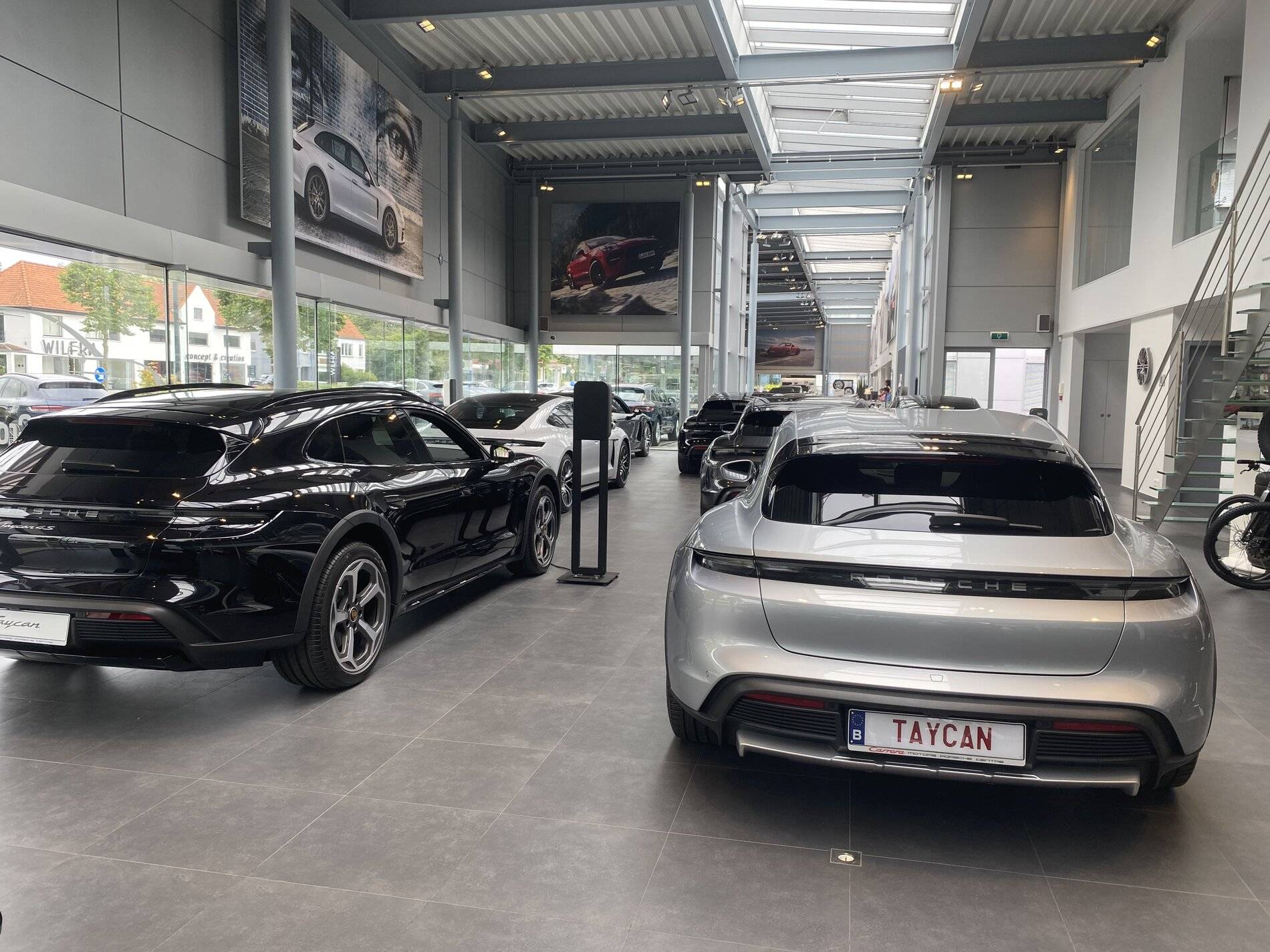 Porsche Taycan CT 4S Crayon Nottingham Porsche 7E88D6BA-4AF4-4D5D-B08F-0DADA23AAC25