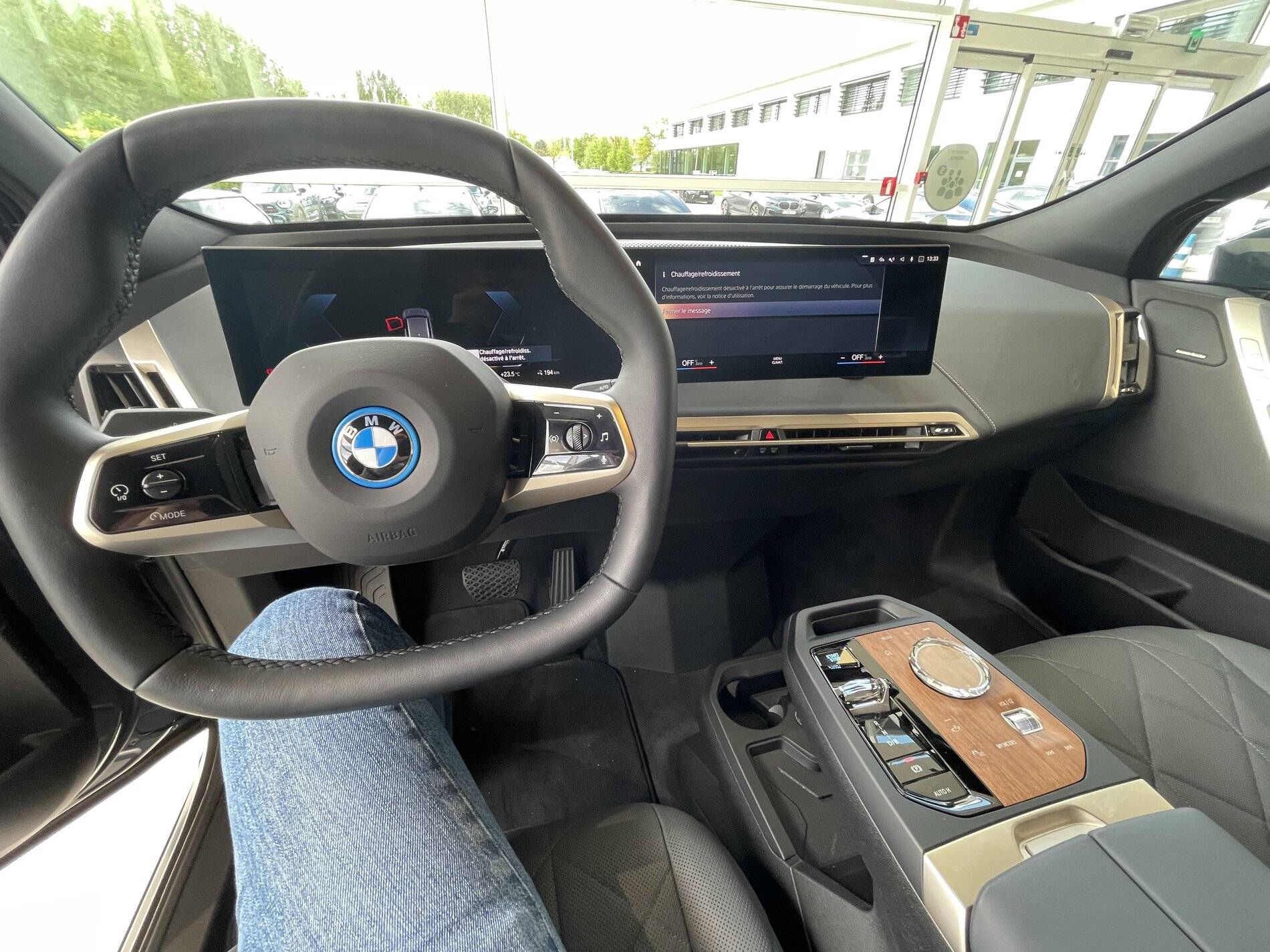 Porsche Taycan BMW i4 and iX in person C3641439-BDCC-4435-979A-D6F397CA45E2