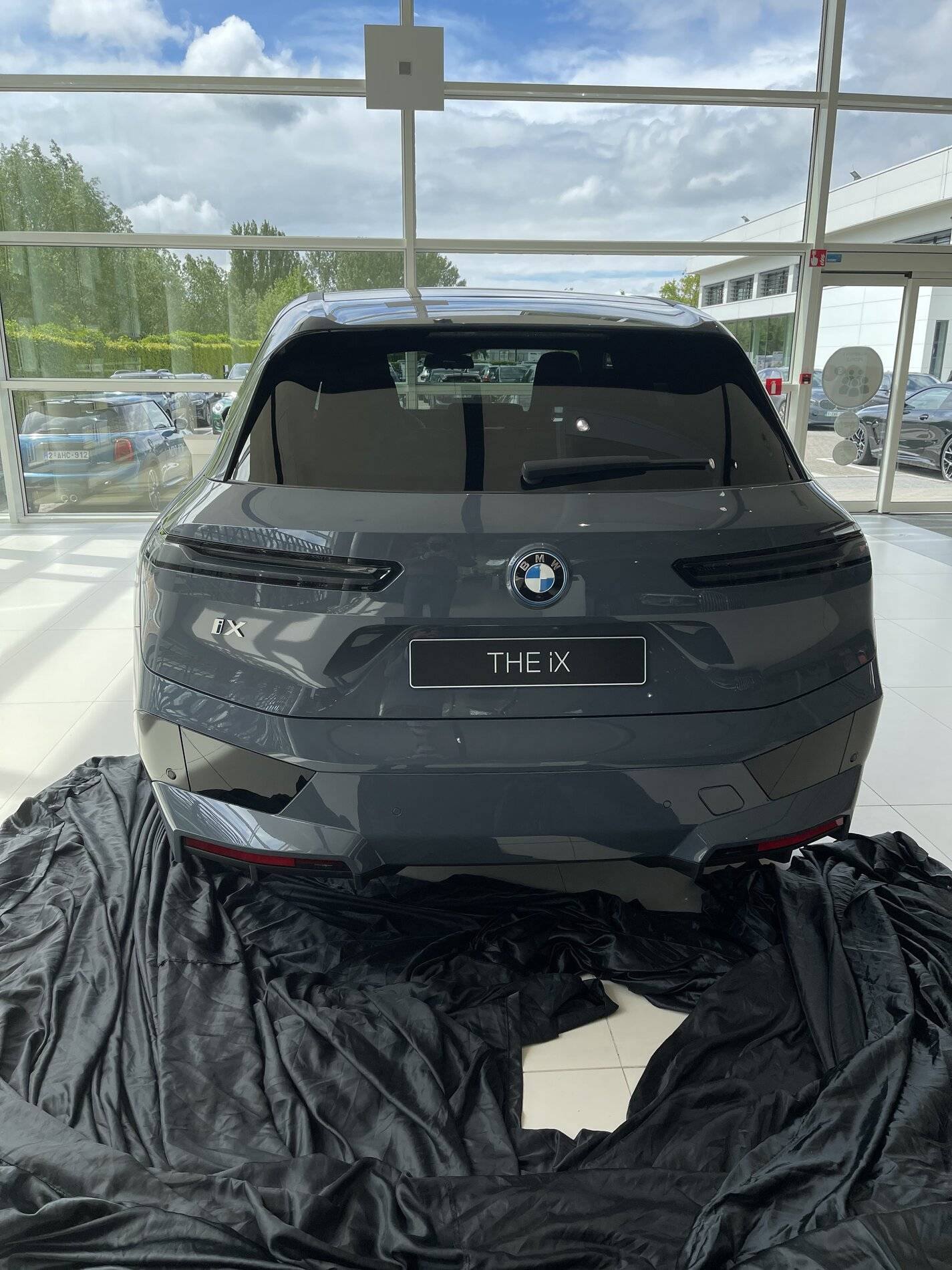 Porsche Taycan BMW i4 and iX in person 030BB99D-2641-423B-8D59-CDD269C7790E