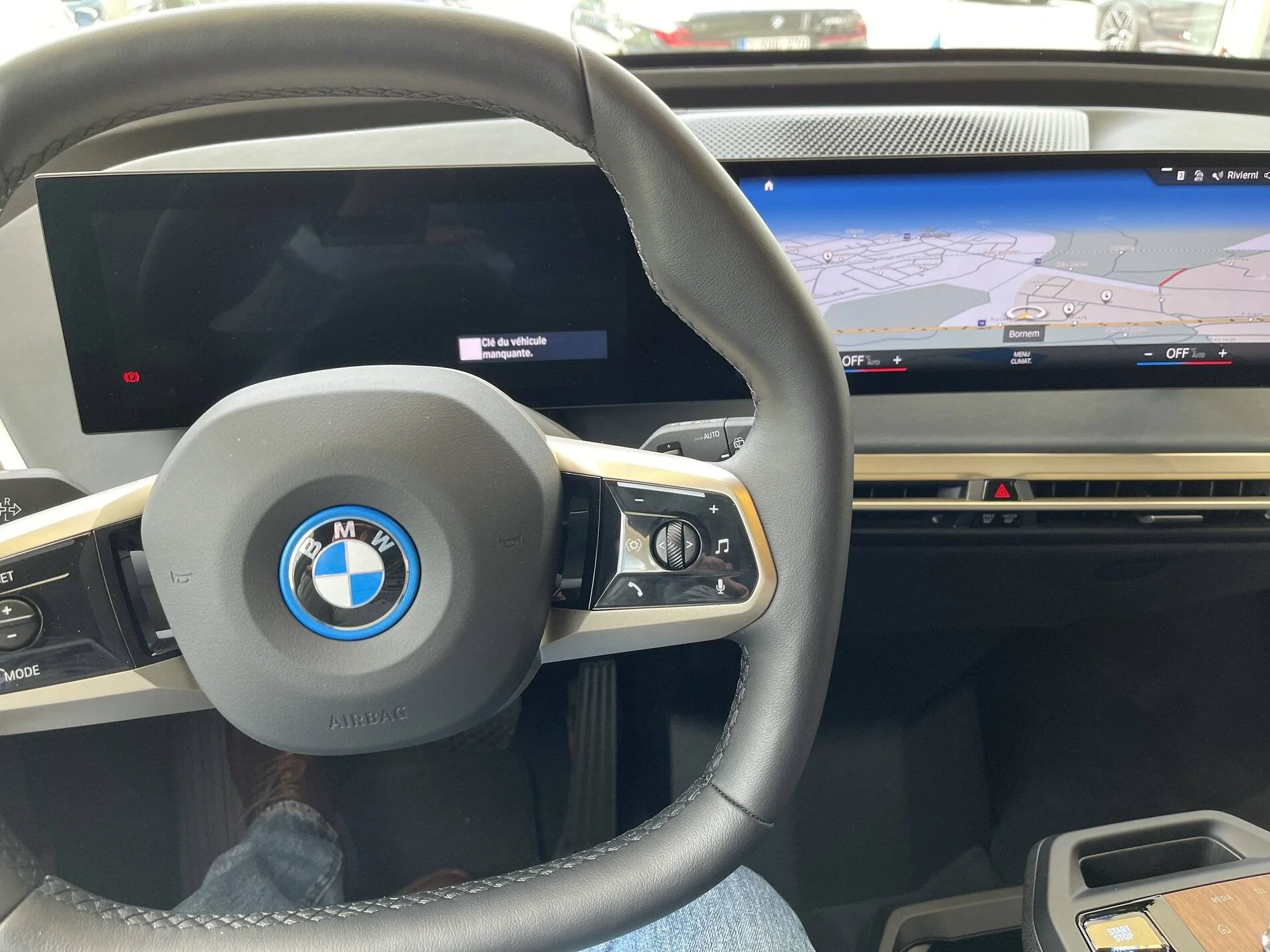 Porsche Taycan BMW i4 and iX in person A1E5F903-8265-4C57-8823-25AB103457C9