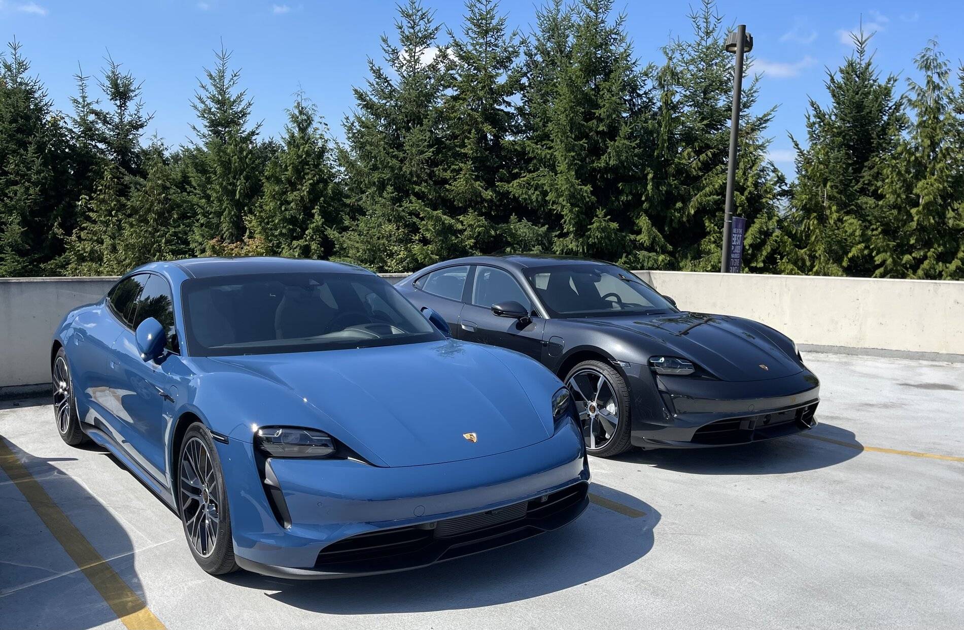 Porsche Taycan NEPTUNE BLUE Taycan Club 6C31F28C-86E9-4041-AFE5-7B301BB3D792