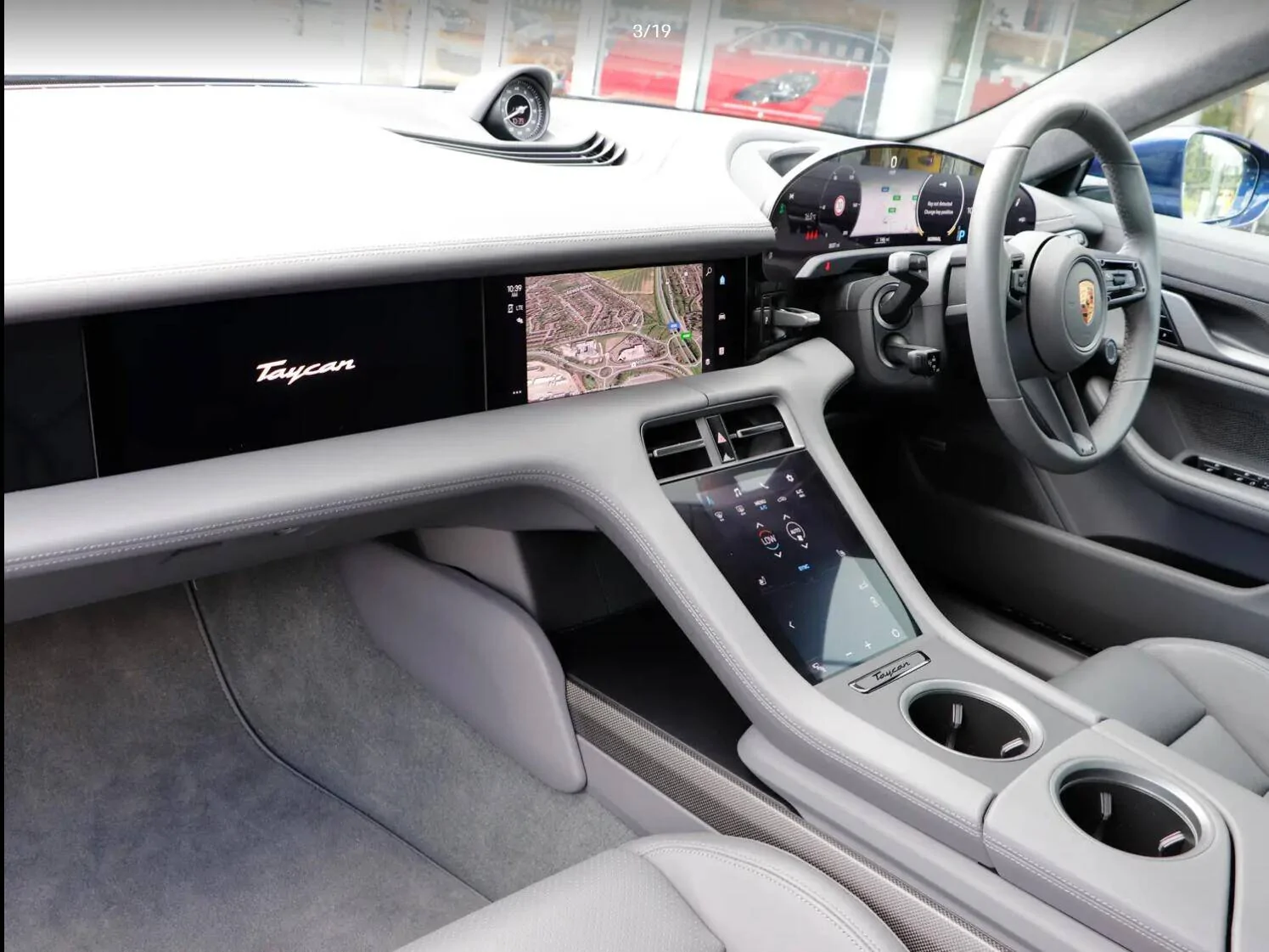 Porsche Taycan Interior color 1628602338414